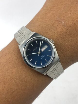 RICOH RIQUARTZ VINTAGE DRESS WATCH ROUND CASE SILVER BLUE DIAL BRACELET