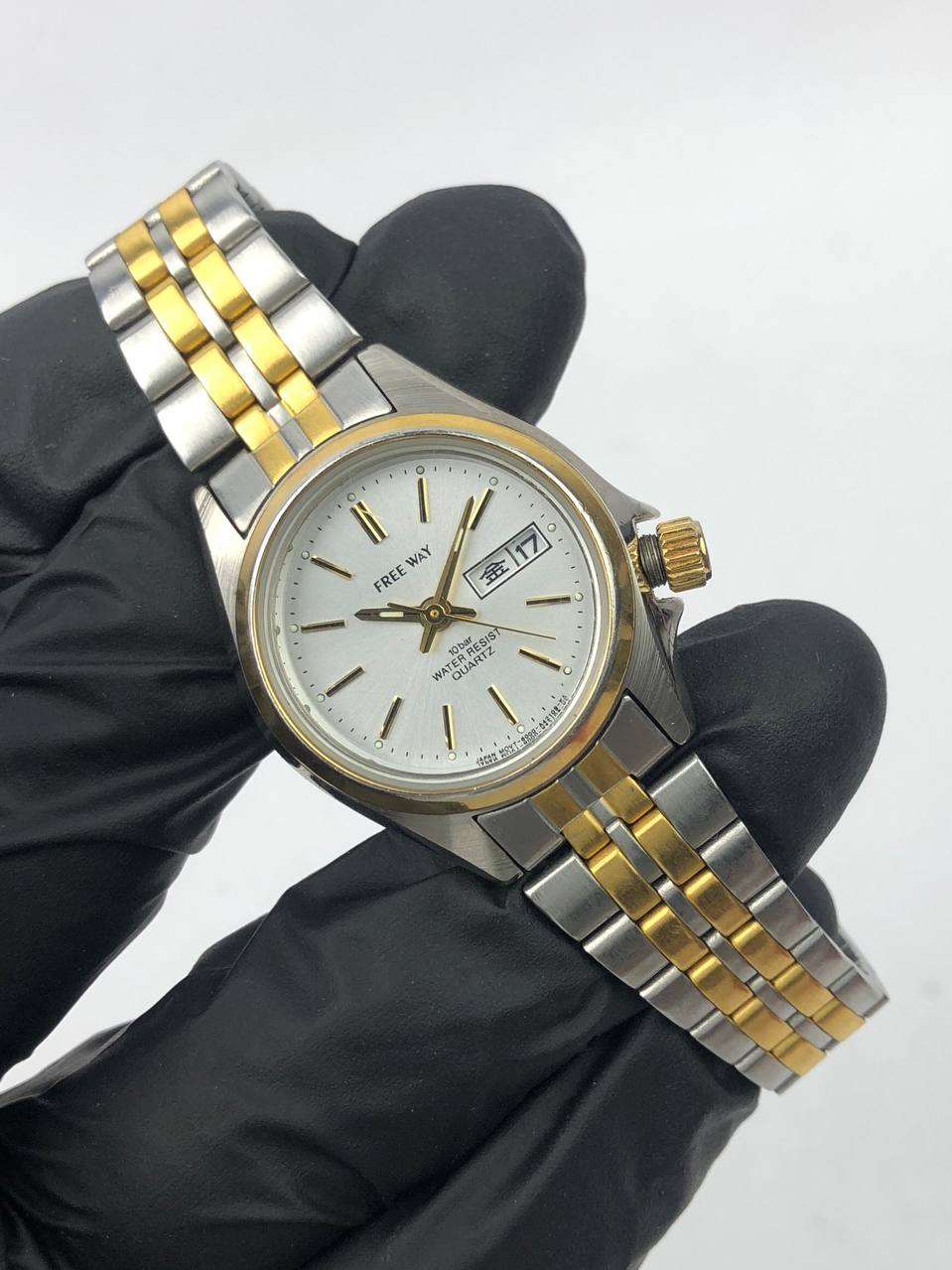 CITIZEN FREEWAY TWOTONE DAYDATE - Gambar 4