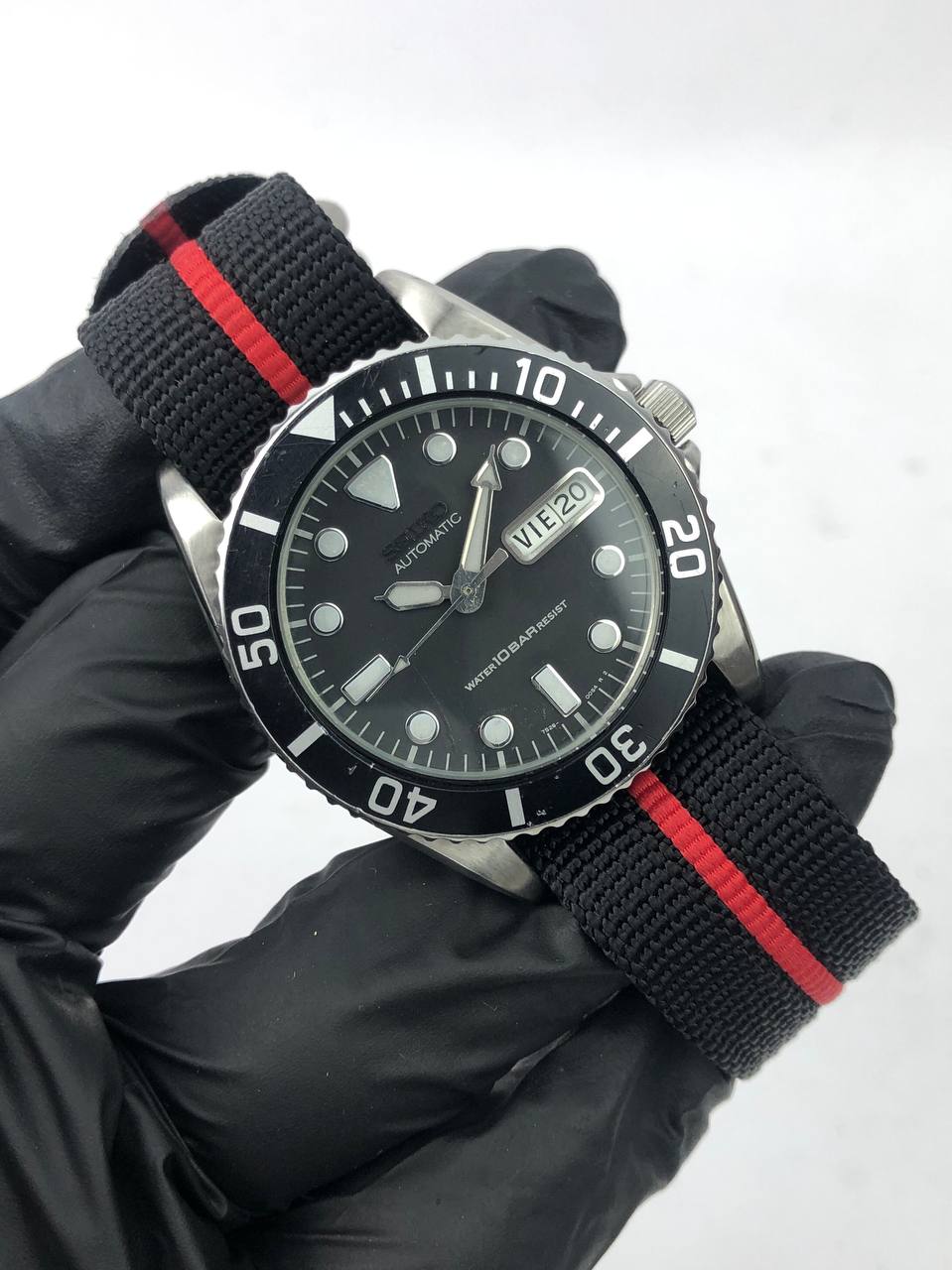 SEIKO DIVER SKX023/025 BLACK DIAL - Gambar 4