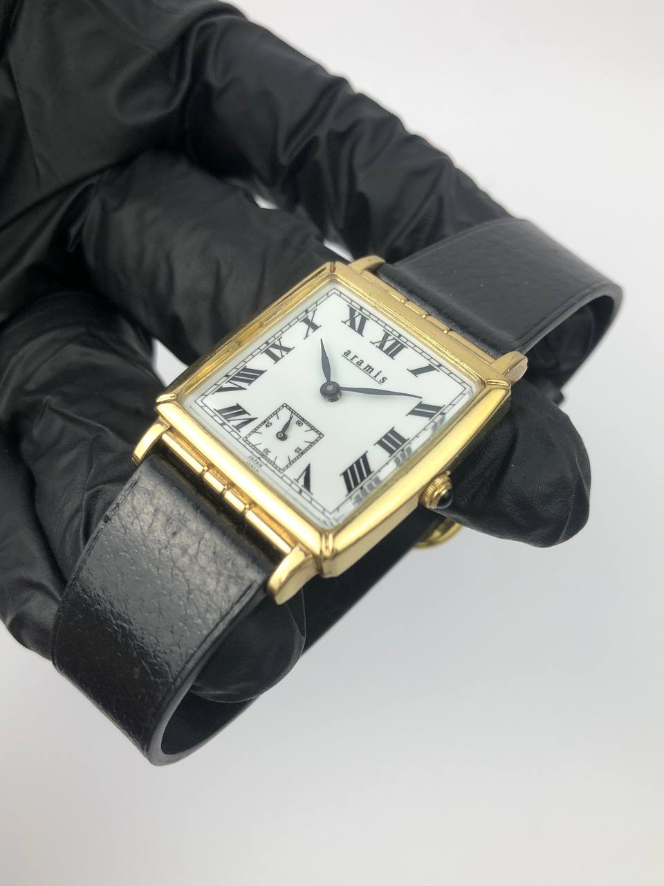 ARAMIS SQUARE GOLD CASE ROMAN DIAL - Gambar 3