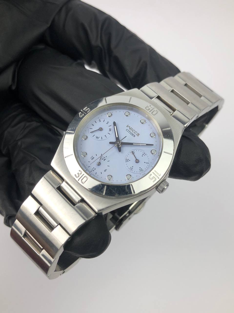 CITIZEN WICCA SUB DAYDATE BLUE SEA DIAL - Gambar 3