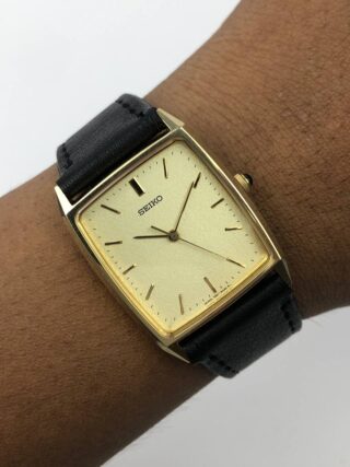 SEIKO TANK TEXTURE DIAL QUARTZ MOVEMENT