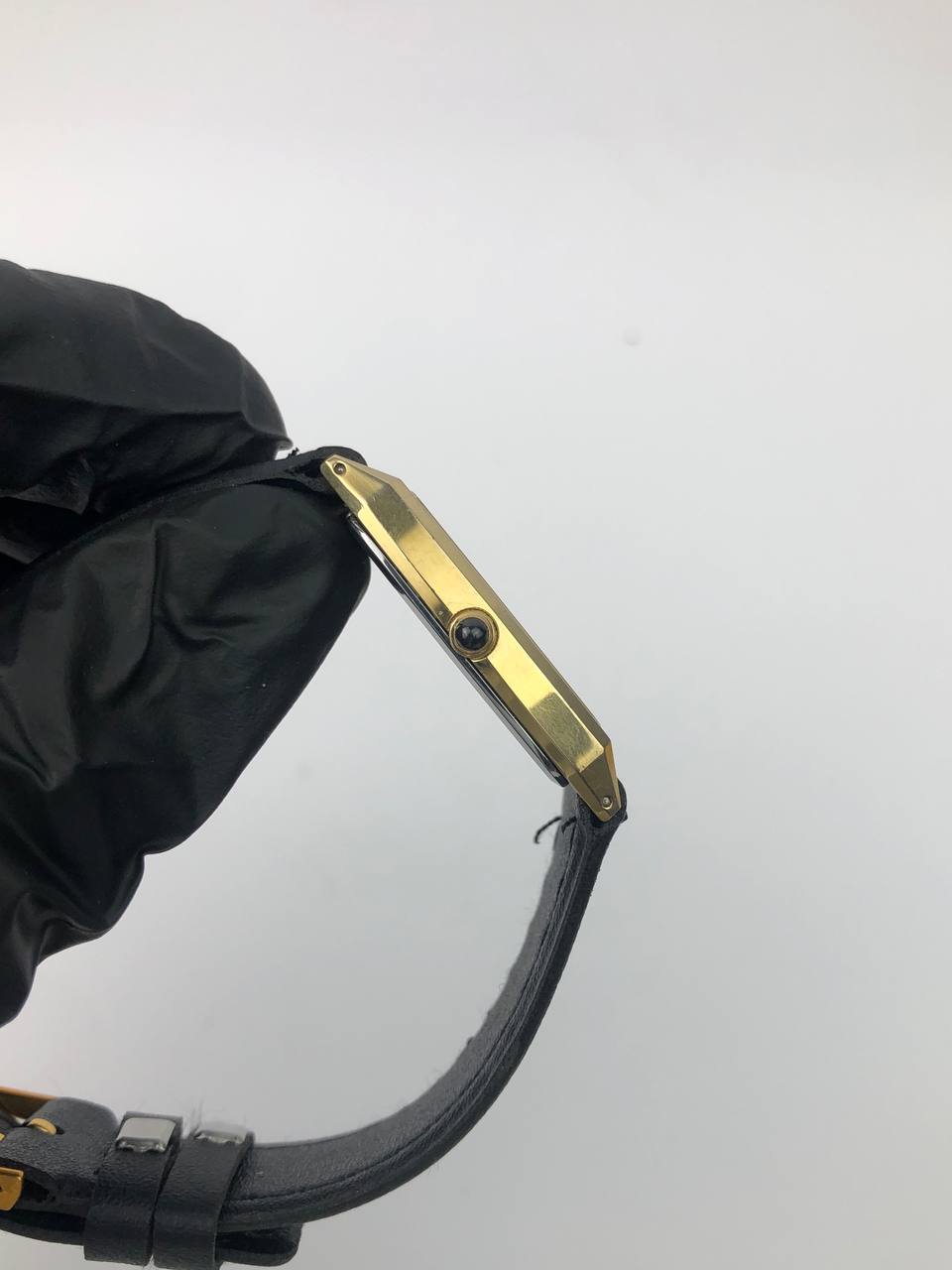 SEIKO TANK TEXTURE DIAL QUARTZ MOVEMENT - Gambar 5