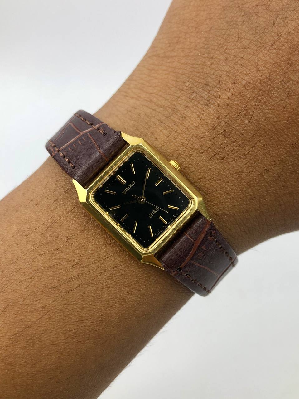 SEIKO TANK SPIRIT LADIES QUARTZ