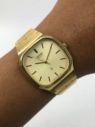 SEIKO QUARTZ OCTAGON FINE LINEN TEXTURE DIAL A ORIGINAL