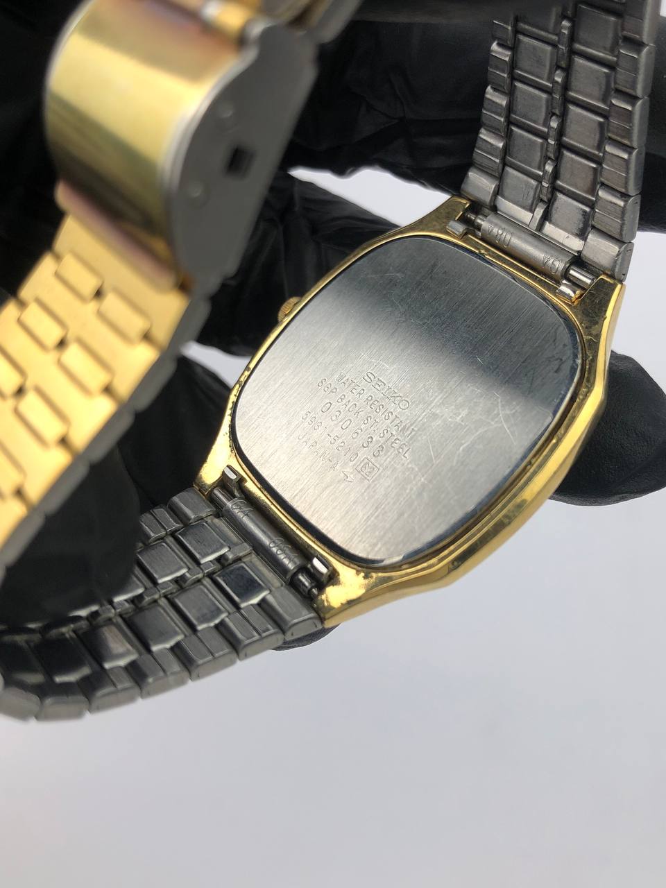 SEIKO QUARTZ OCTAGON FINE LINEN TEXTURE DIAL A ORIGINAL - Gambar 8