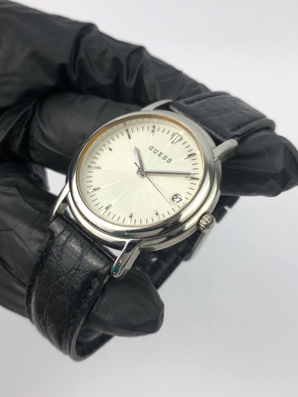 GUESS ANALOG DIAL UNIK - Gambar 3