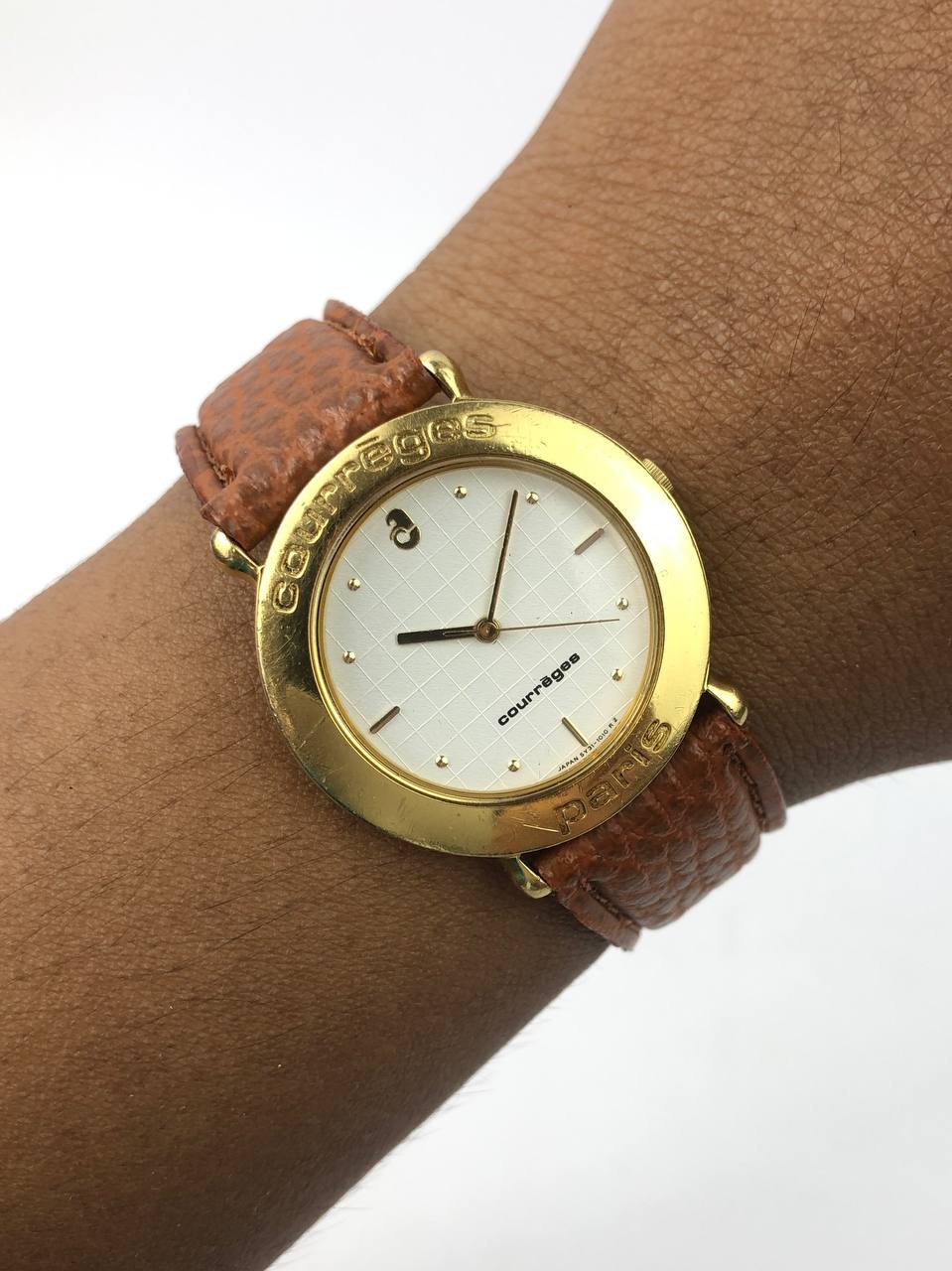 COUREGES PARIS TEXTURE GOLF DIAL