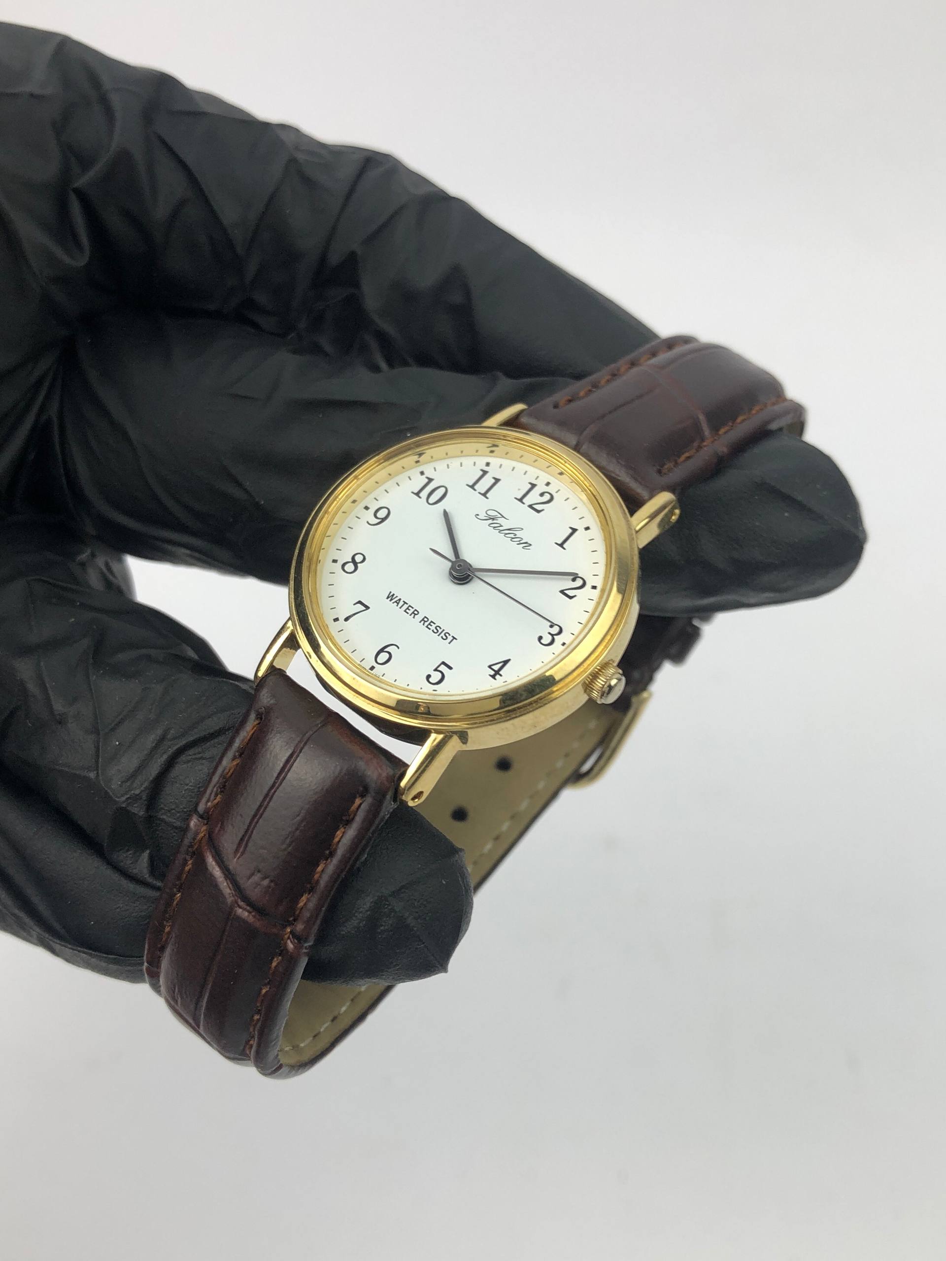 FALCON ANALOG BY Q&Q - Gambar 3