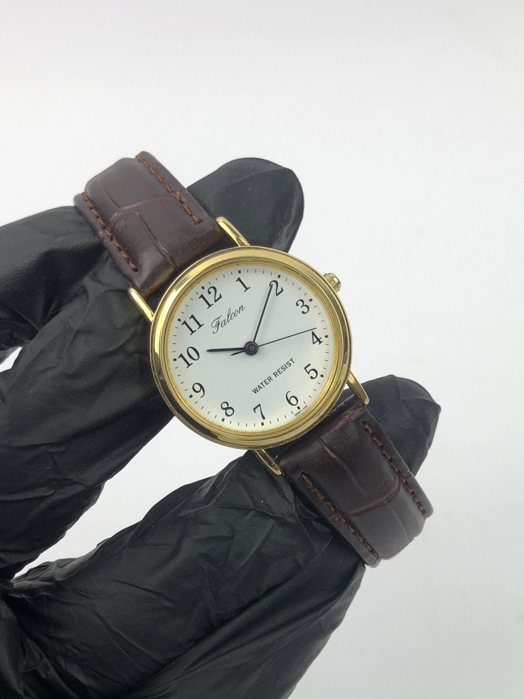 FALCON ANALOG BY Q&Q - Gambar 4