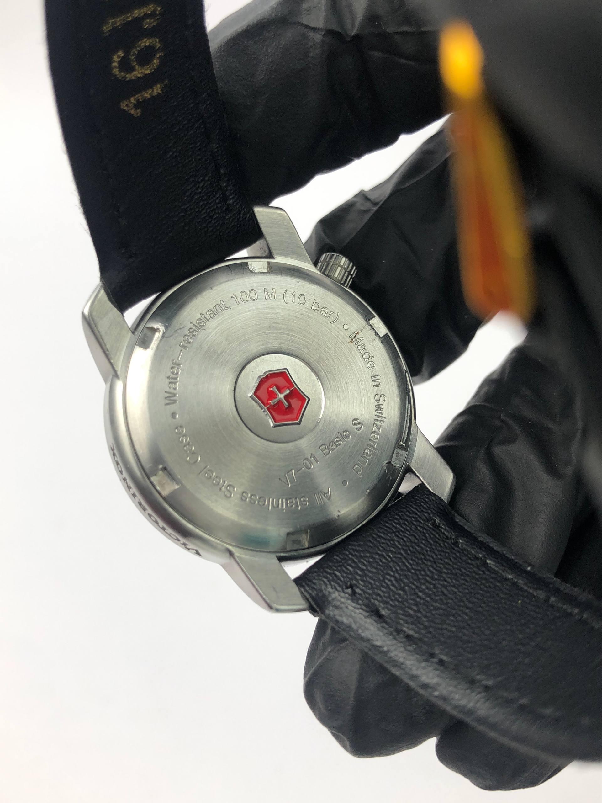 VICTORINOX ORIGINAL - Gambar 8