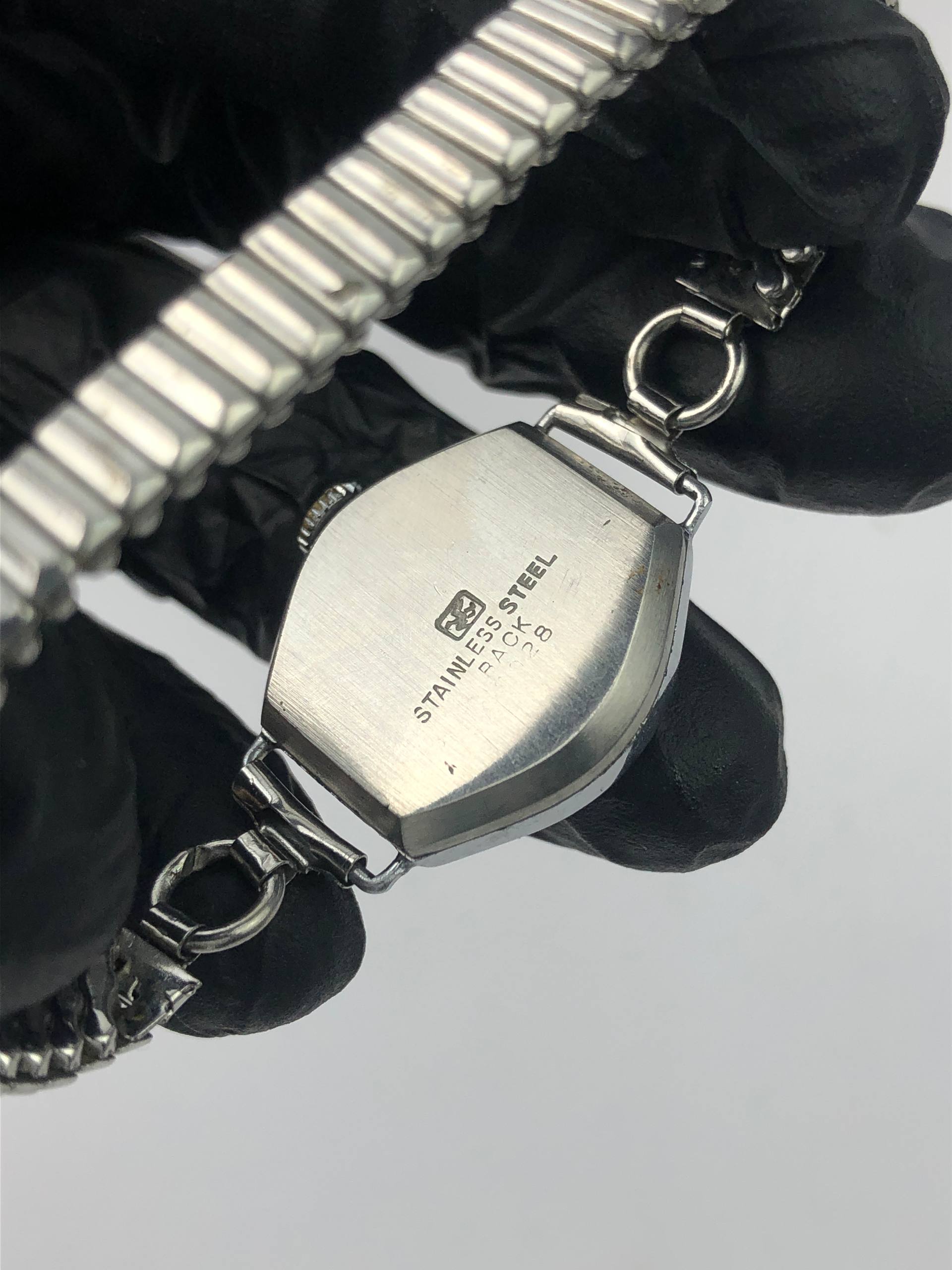 VINTAGE SEIKO LADY SUB DIAL - Gambar 7