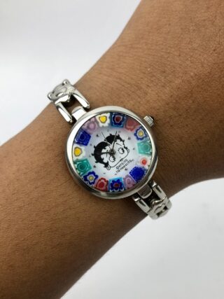 JAM KARAKTER JAPAN LUCU