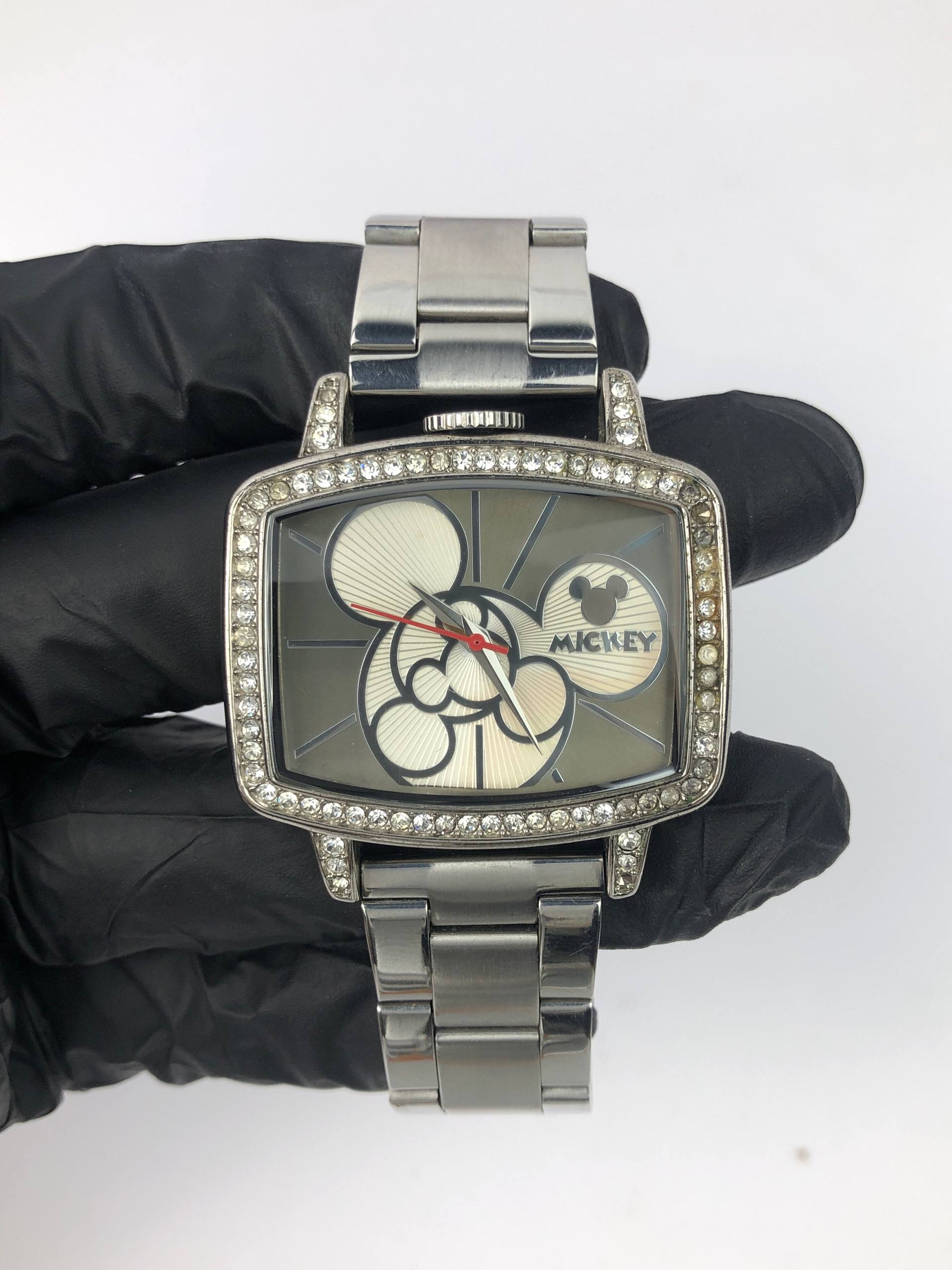JAM KARAKTER JAPAN MICKEY ALL ORIGINAL - Gambar 2