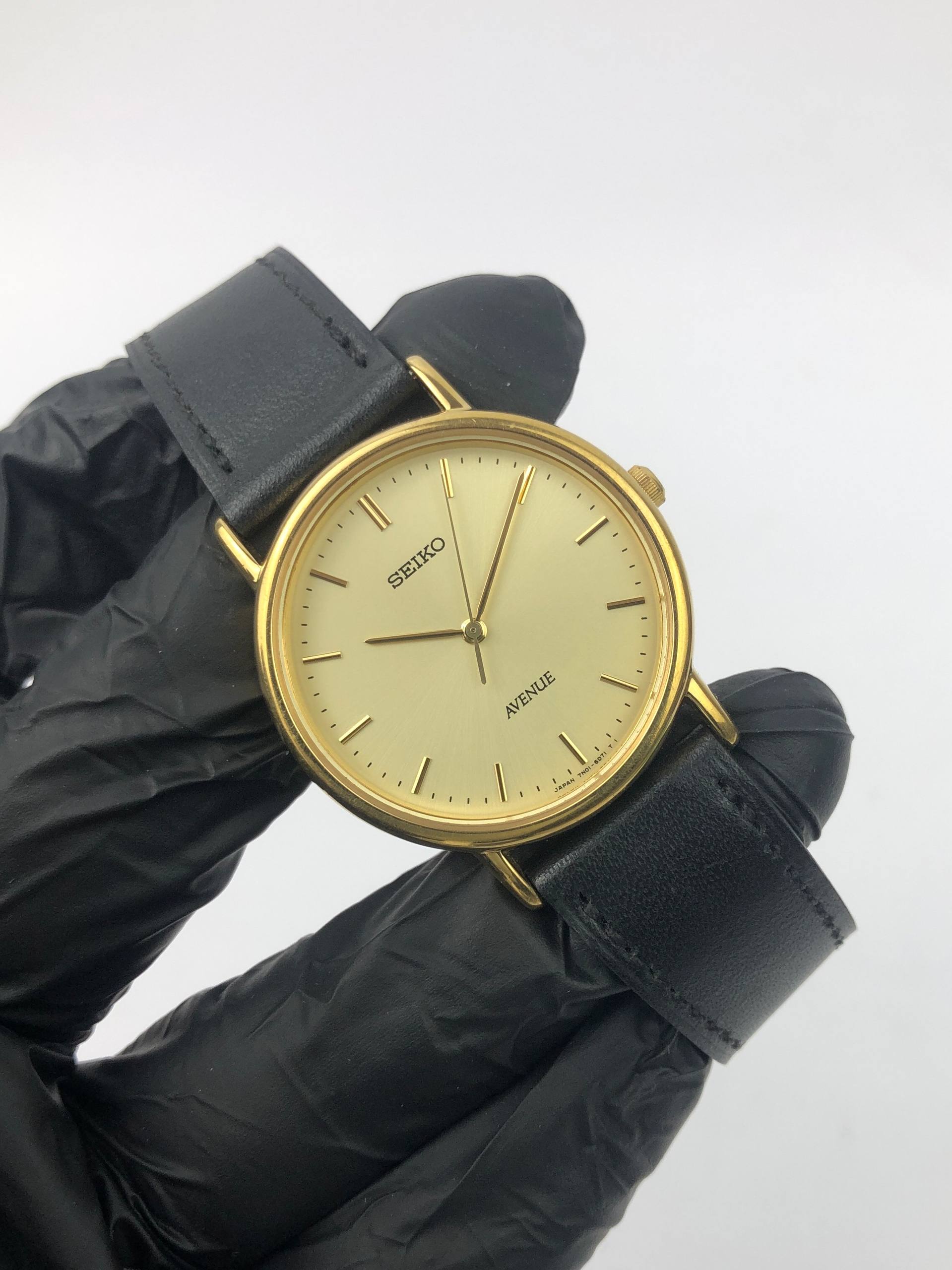 SEIKO AVENUE ANALOG KLASIK UNISEX - Gambar 4