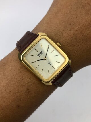 DRESSWATCH SEIKO QUARTZ TWO HANDS