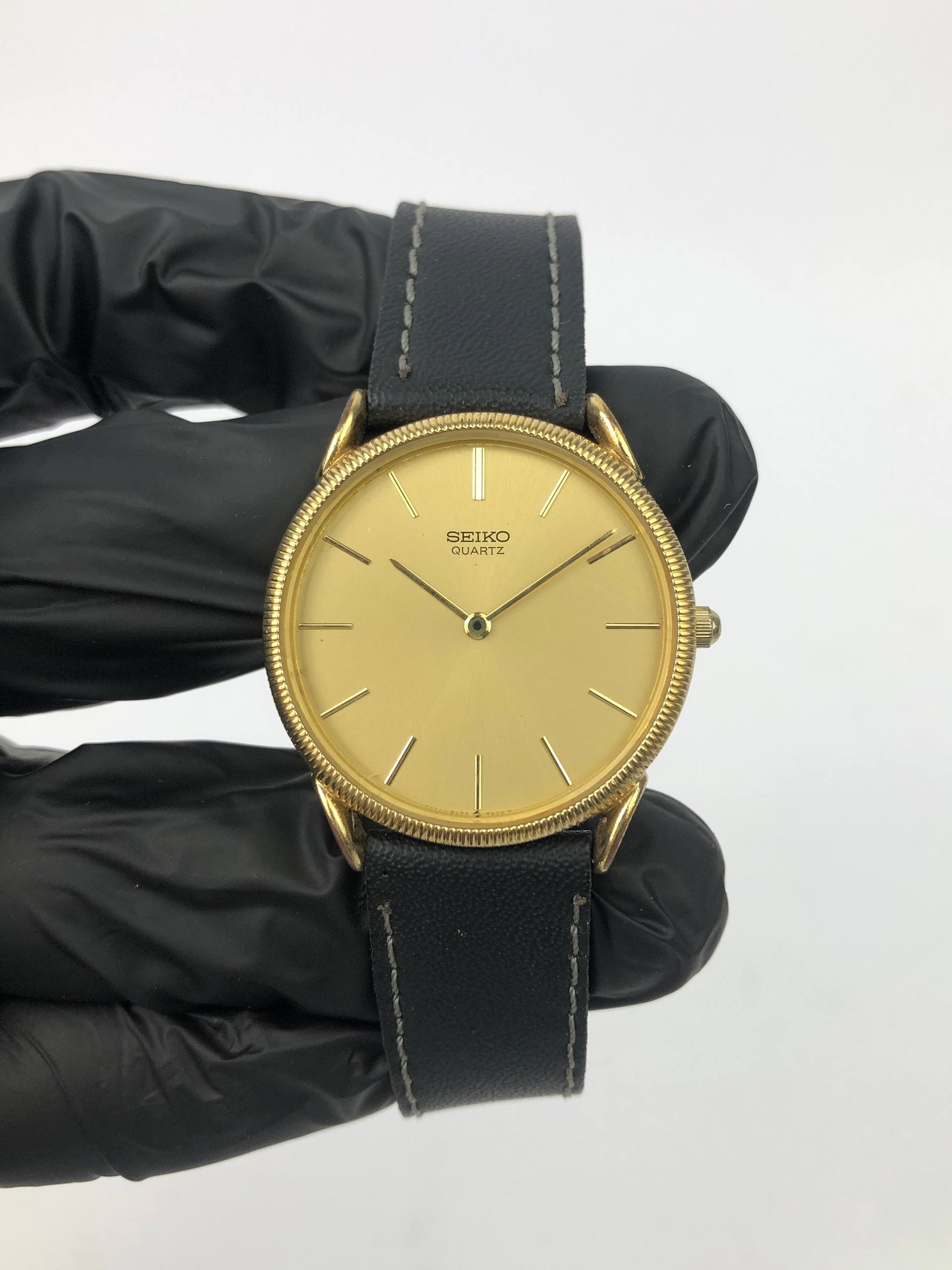 SEIKO QUARTZ VINTAGE TIPIS FLUTED BEZEL - Gambar 2