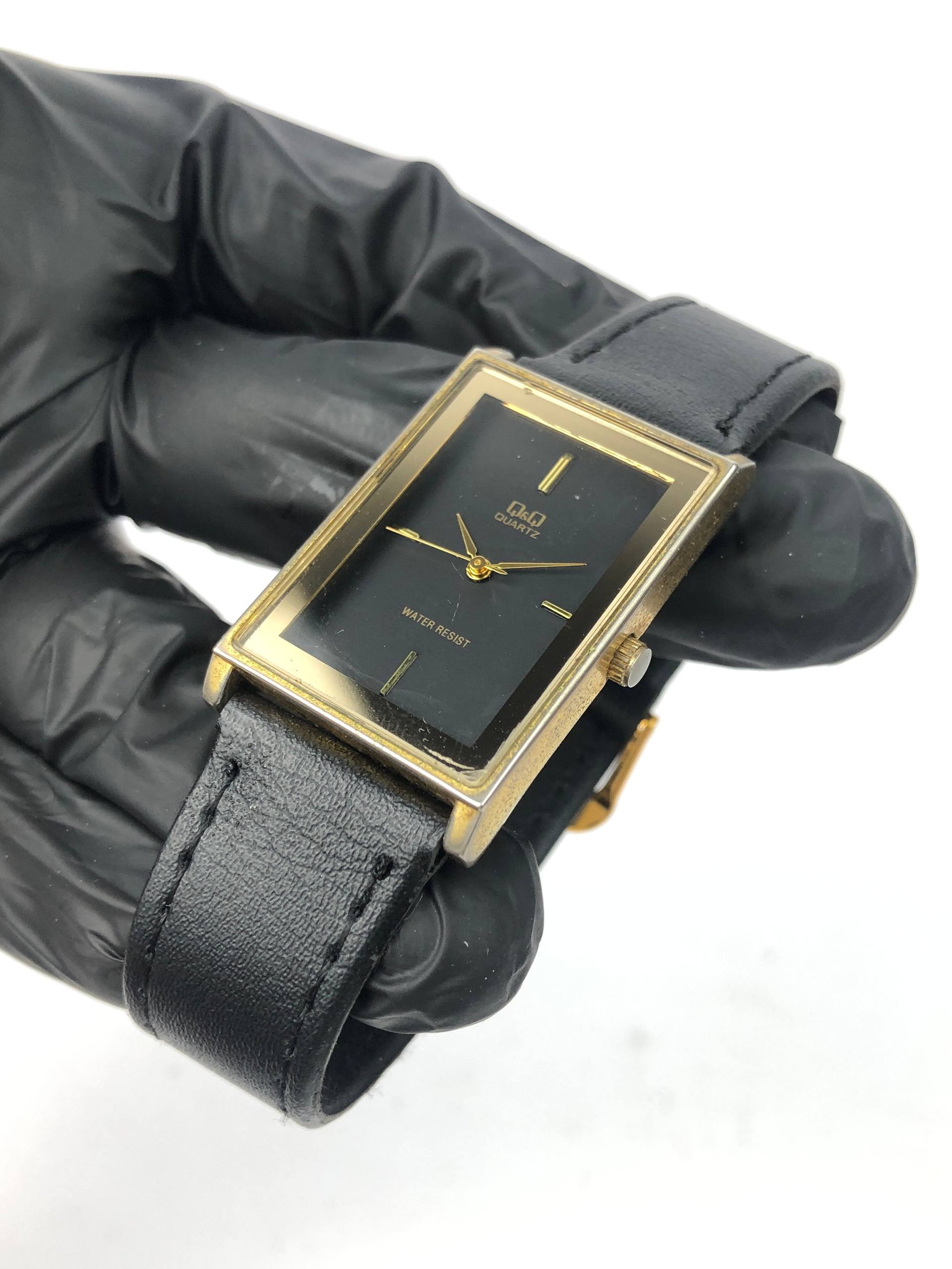 Q&Q SQUARE QUARTZ MAN SIZE - Gambar 3