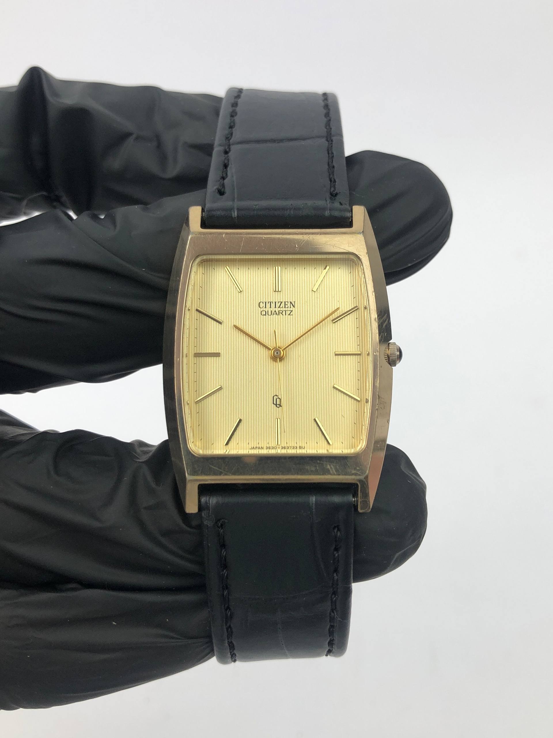 DRESSWATCH CITIZEN SQUARE TONNEAU CASE - Gambar 2