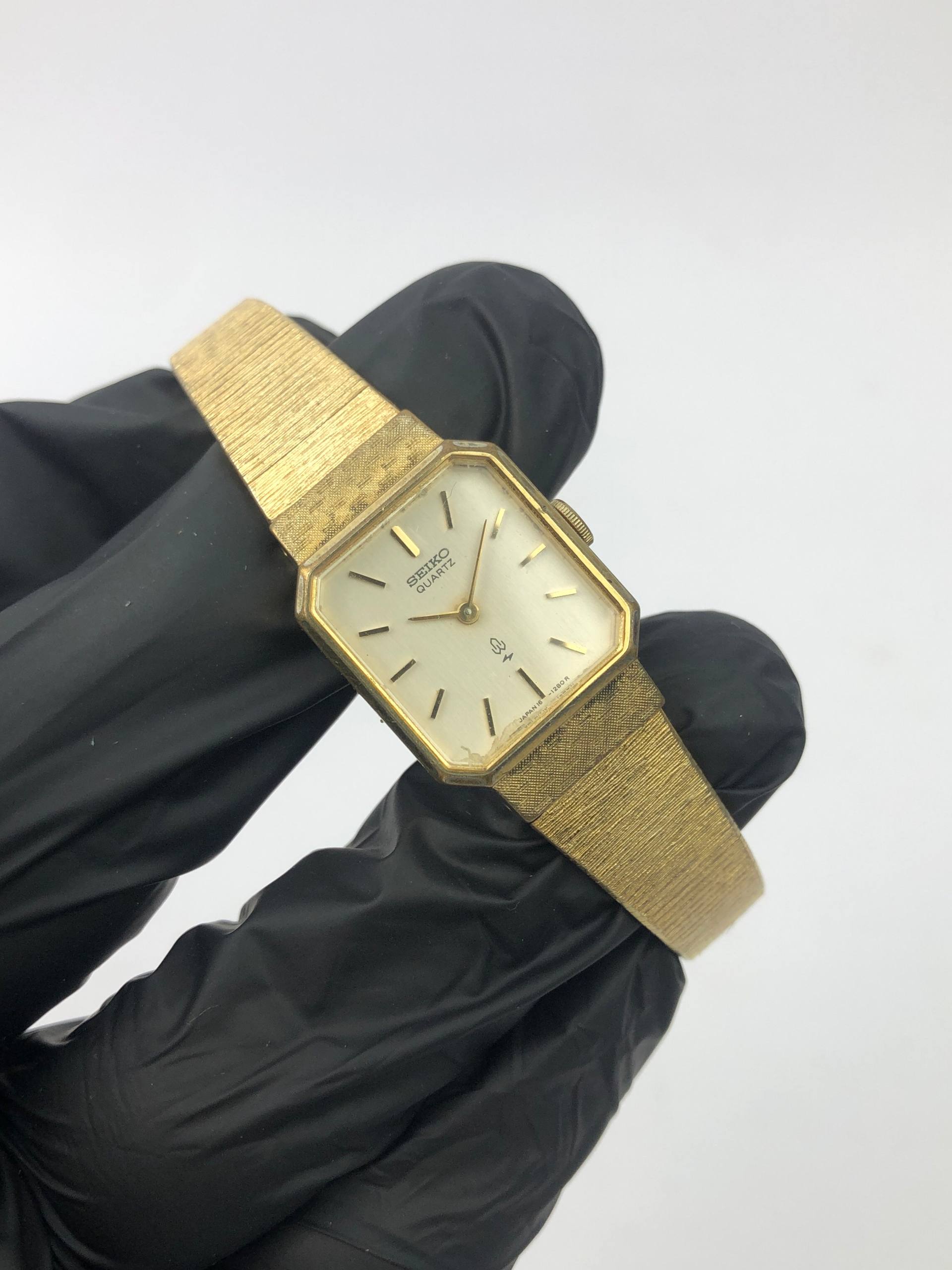 SEIKO QUARTZ KLASIK LADIES SQUARE - Gambar 4