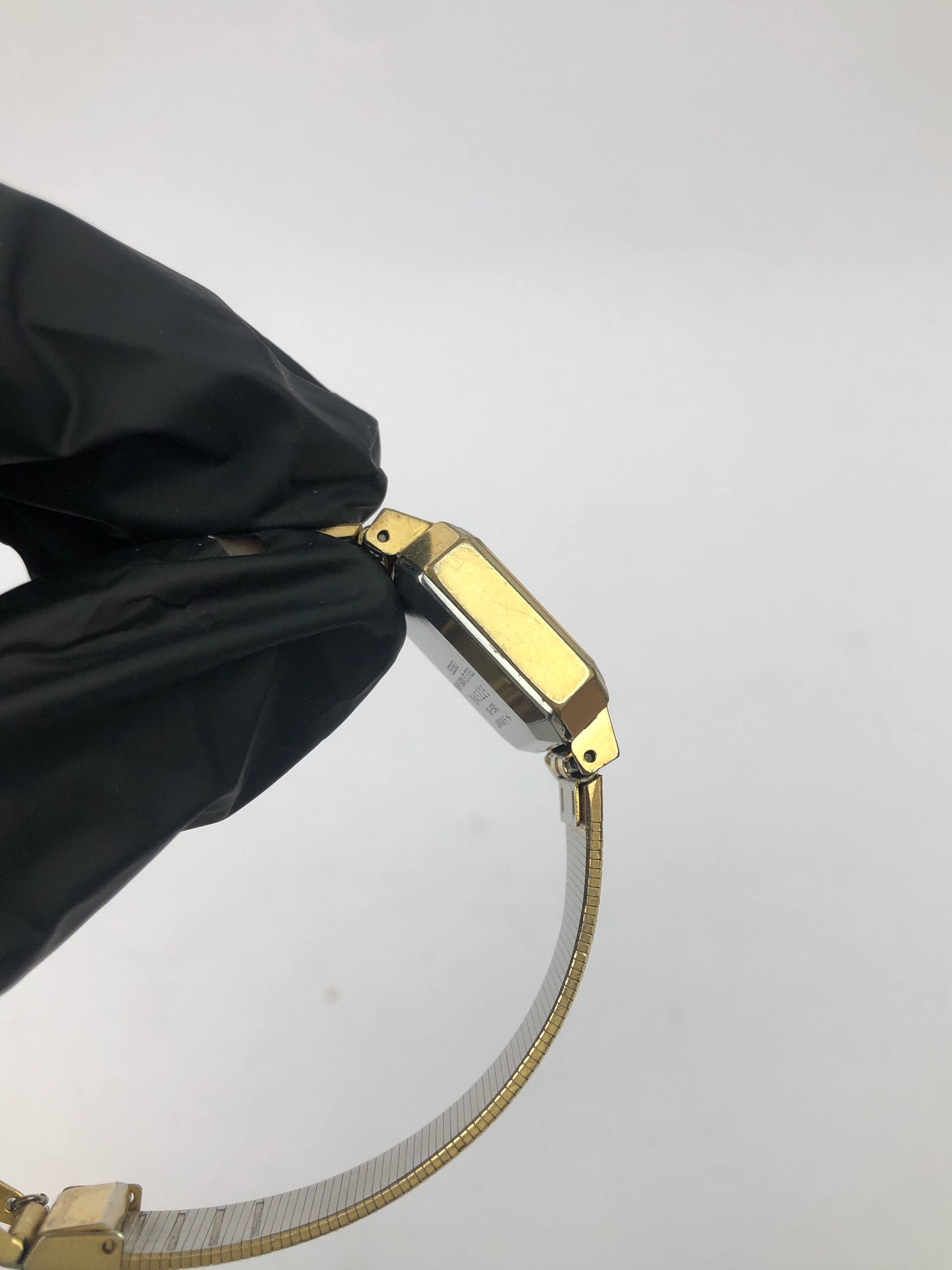 SEIKO QUARTZ KLASIK LADIES SQUARE - Gambar 6