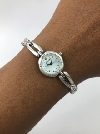 BEAUTIFUL MARIE CLARIE BANGLE