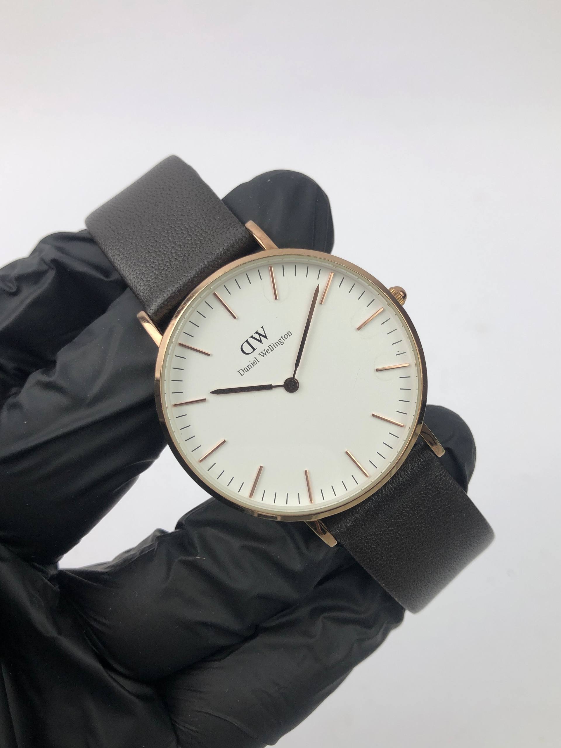 DANIEL WELINGTON MAN SIZE ORIGINAL - Gambar 4