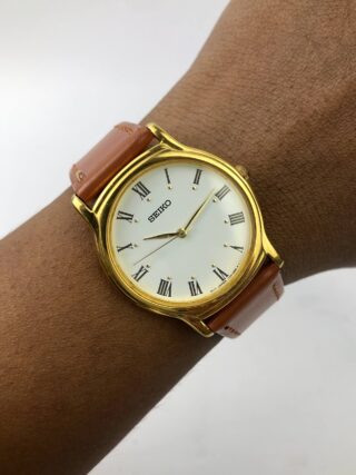 DRESSWATCH SEIKO QUARTZ ROMAN DIAL