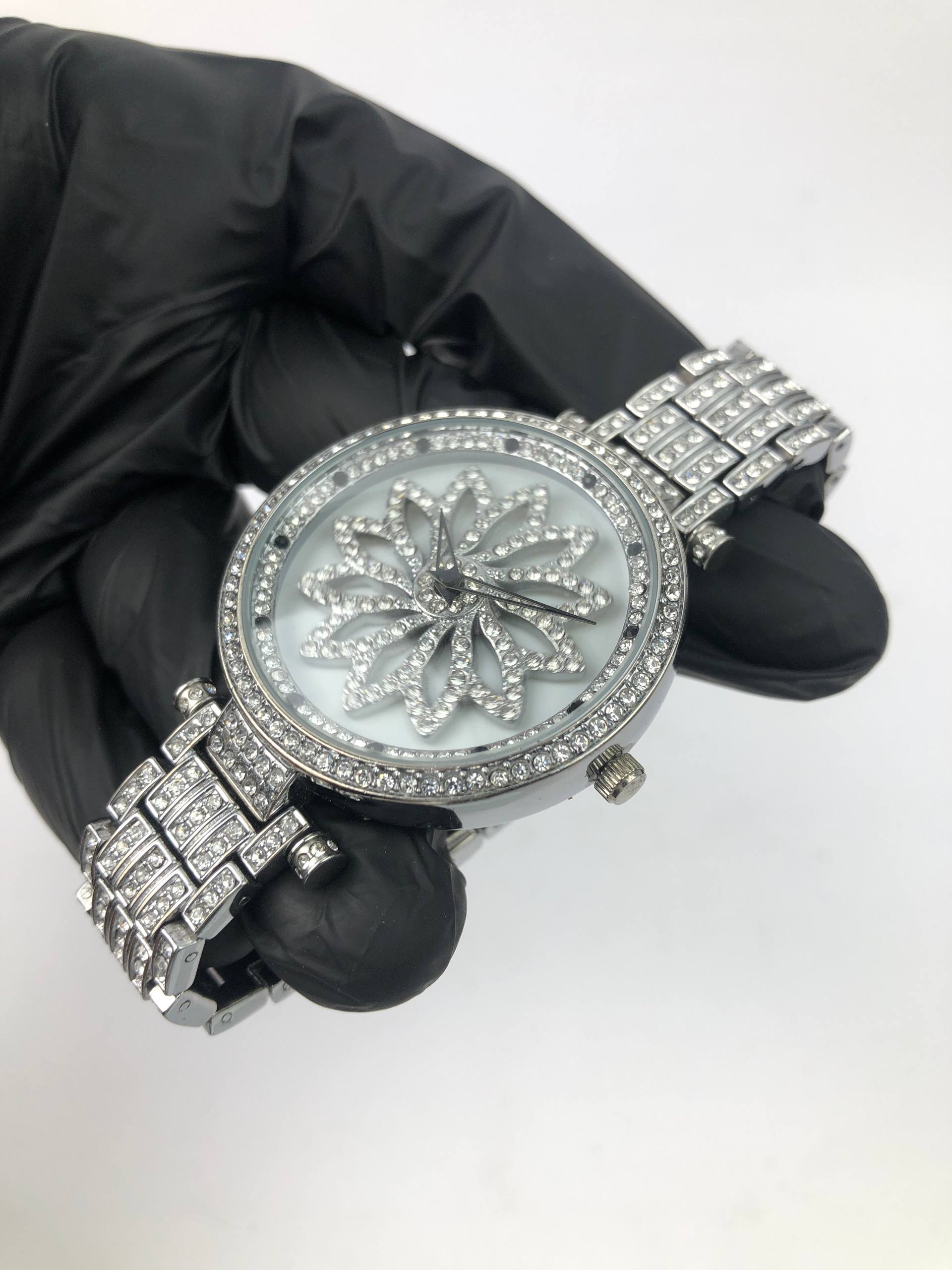 MERIOTS BLING BLING DENGAN DIAL GASING PENUH TABURAN DIAMOND - Gambar 3