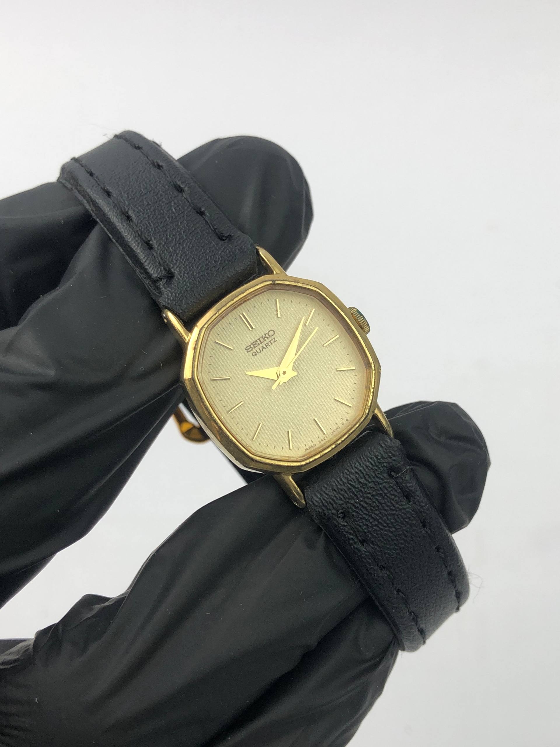 SEIKO QUARTZ OCTAGON LINEN DIAL - Gambar 3