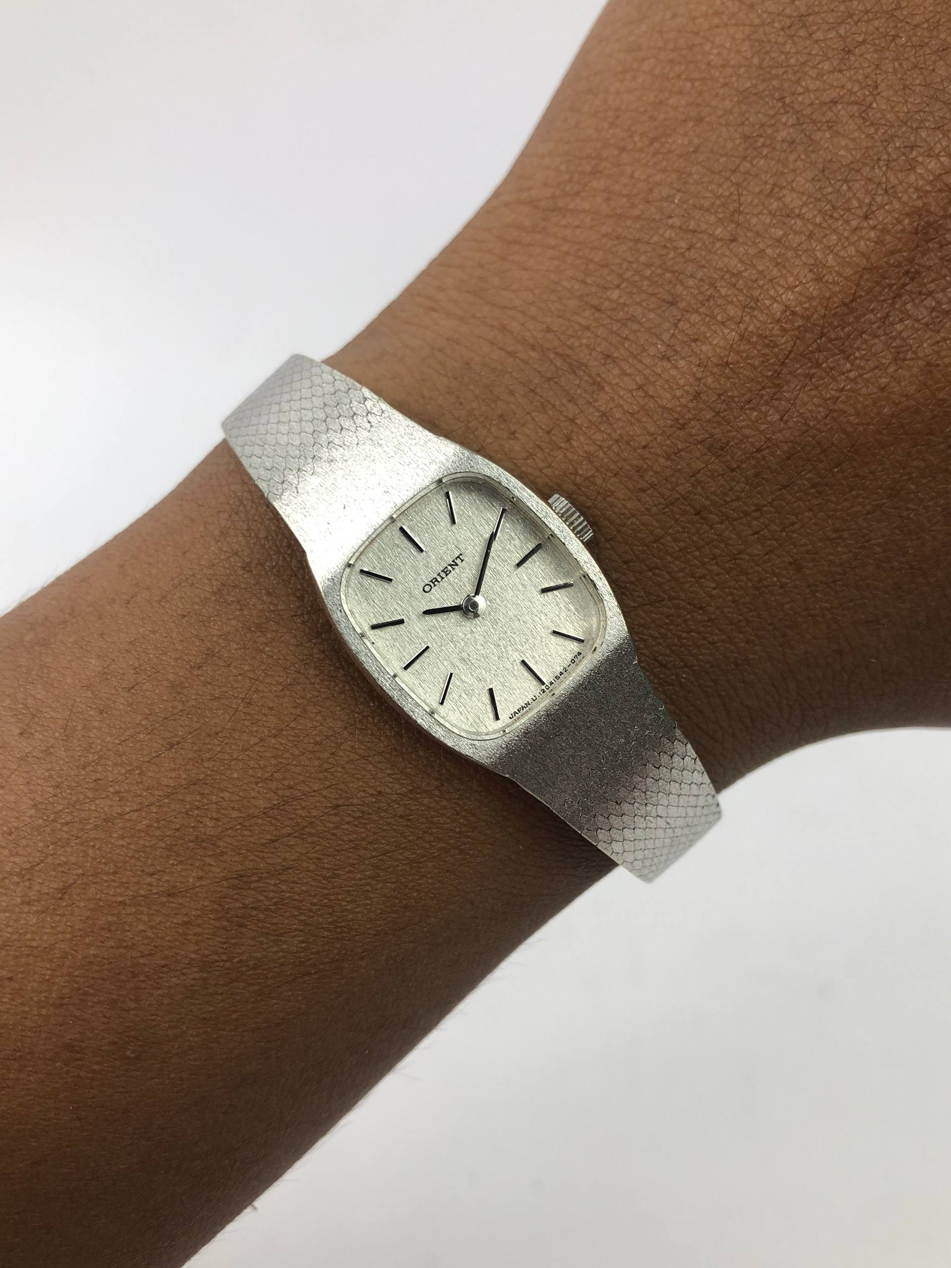 ORIENT VINTAGE TEXTURE SNOWFLAKE DIAL