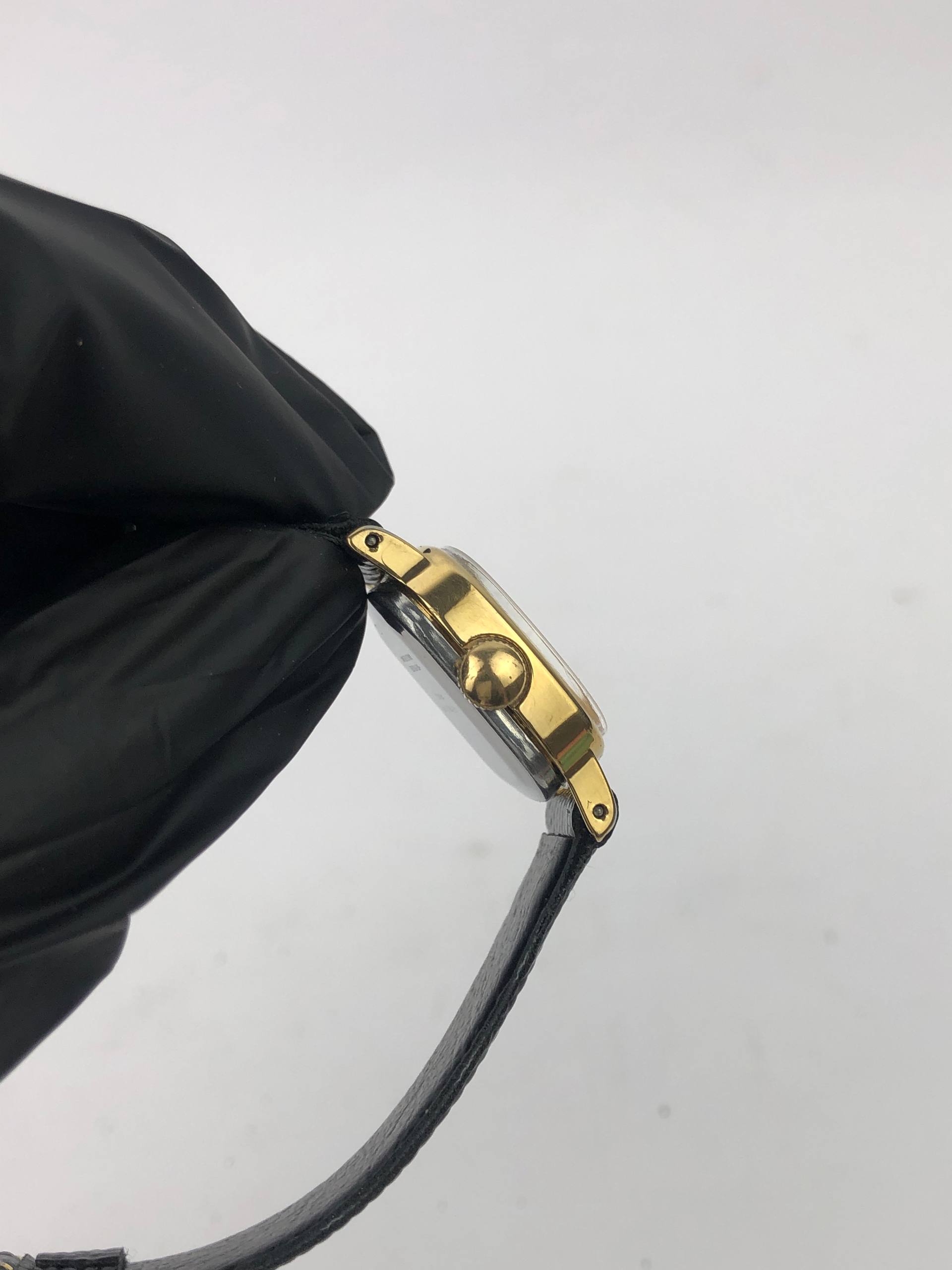 TIMEX USA DRESSWATCH KLASIK GOLD TONE - Gambar 5