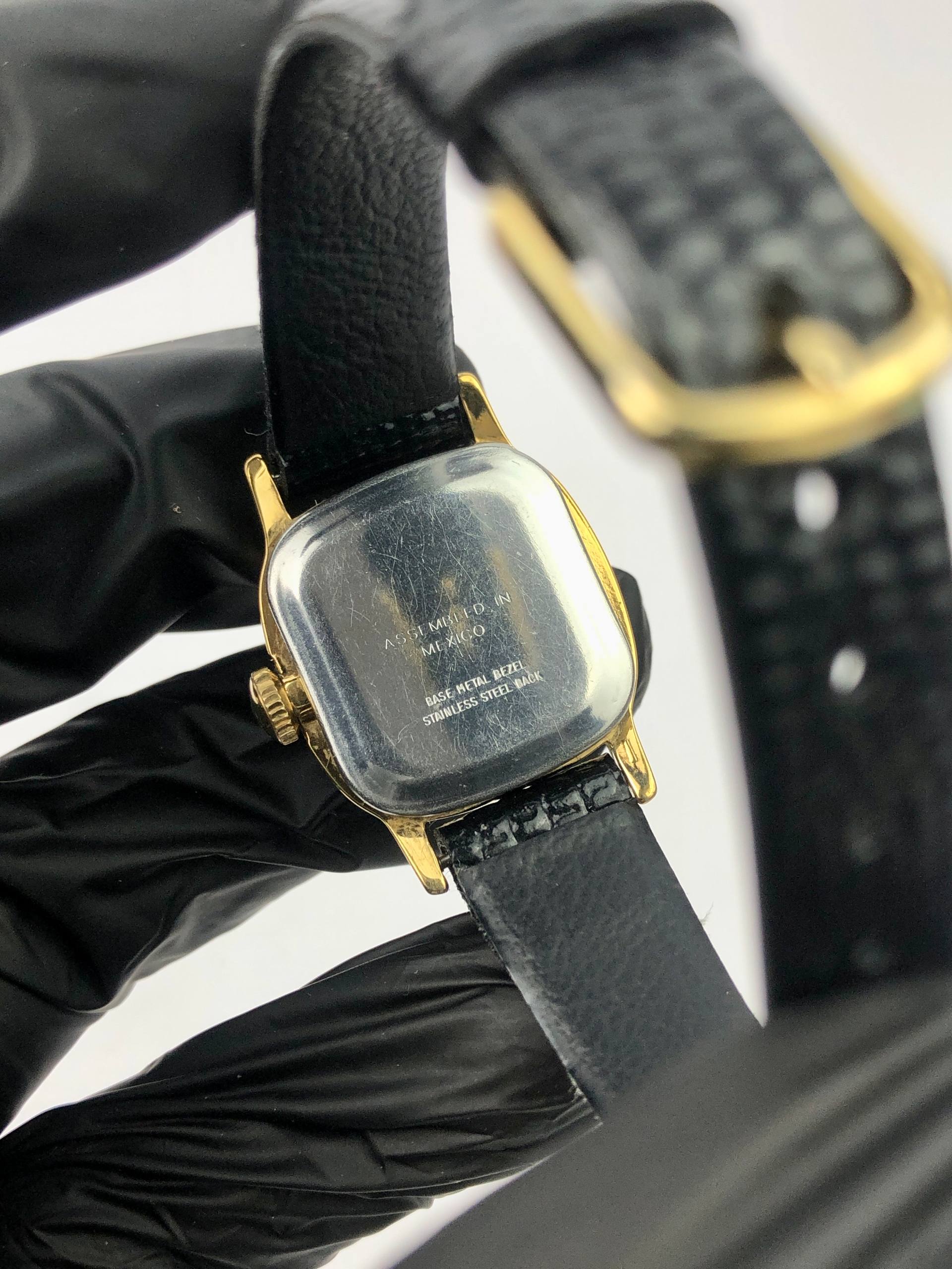 TIMEX USA DRESSWATCH KLASIK GOLD TONE - Gambar 7