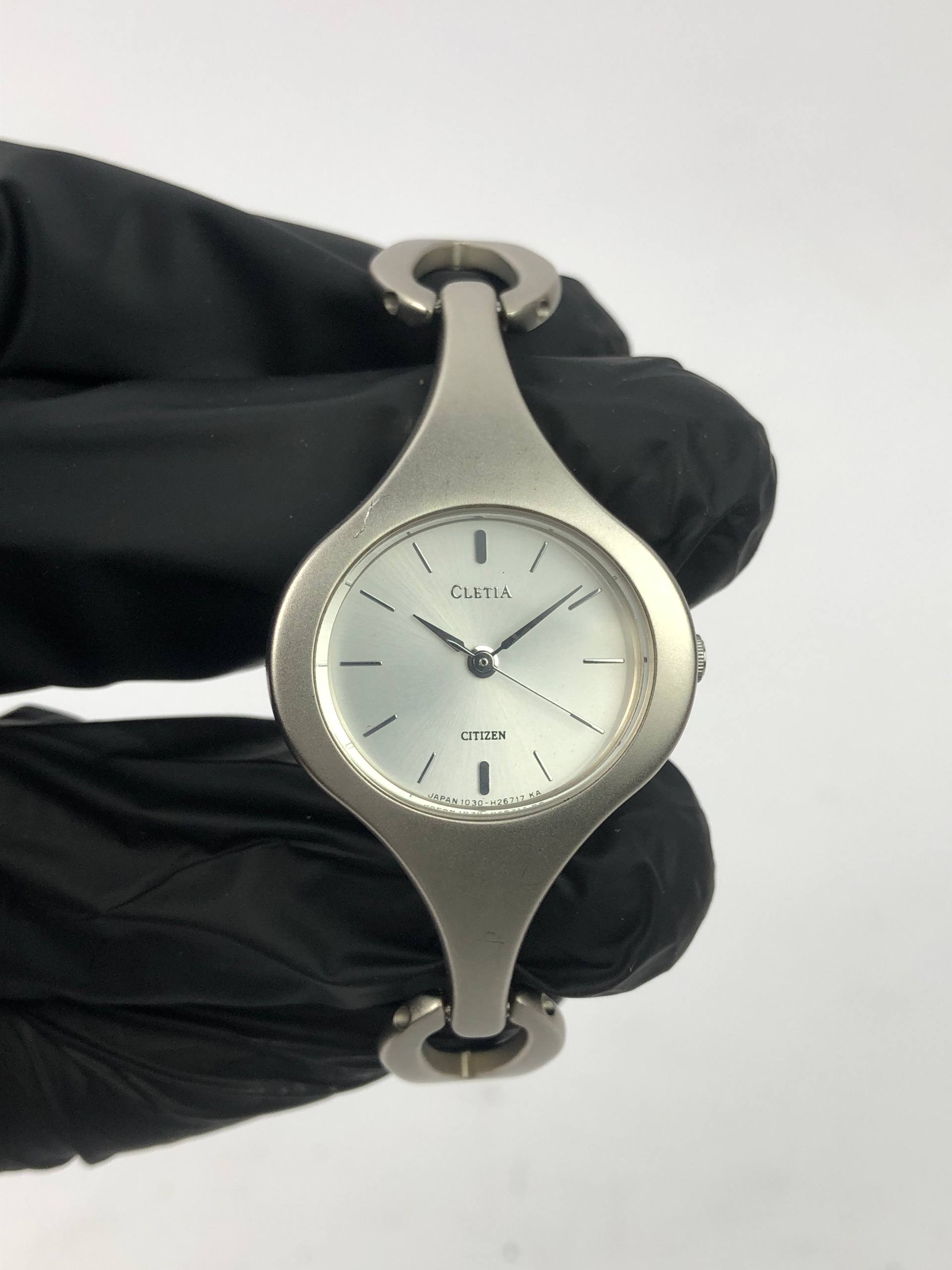 BANGLE WATCH CITIZEN CLETIA LADIES - Gambar 2