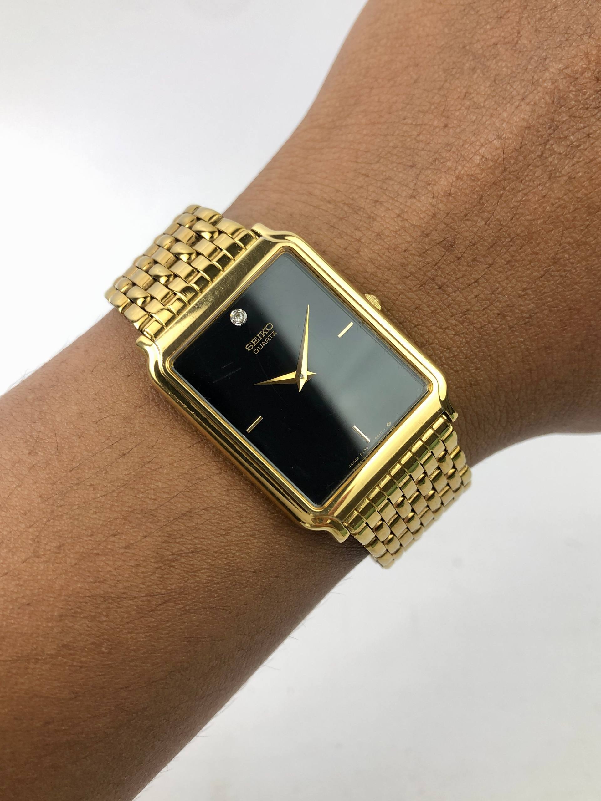 SEIKO TANK QUARTZ MAN BLACK DIAL ALL ORIGINAL