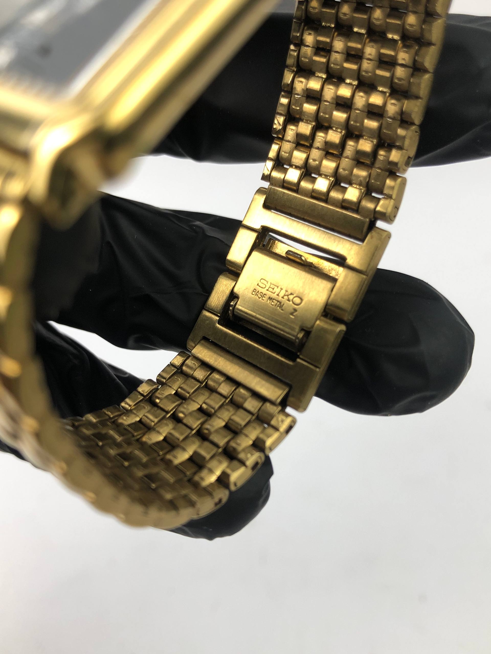 SEIKO TANK QUARTZ MAN BLACK DIAL ALL ORIGINAL - Gambar 7