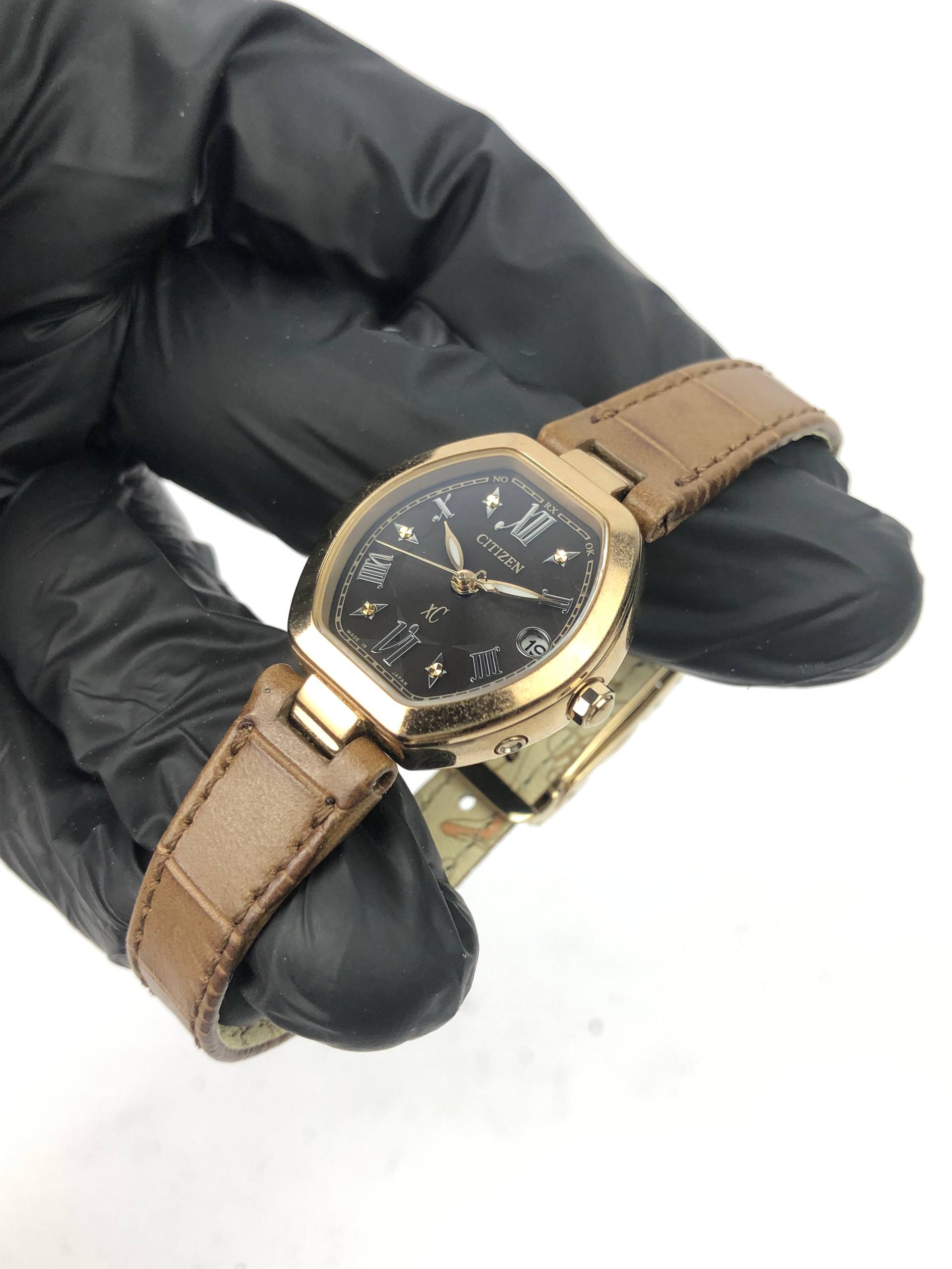 CITIZEN XC RC ROSE GOLD TONNEAU CASE ECODRIVE - Gambar 3