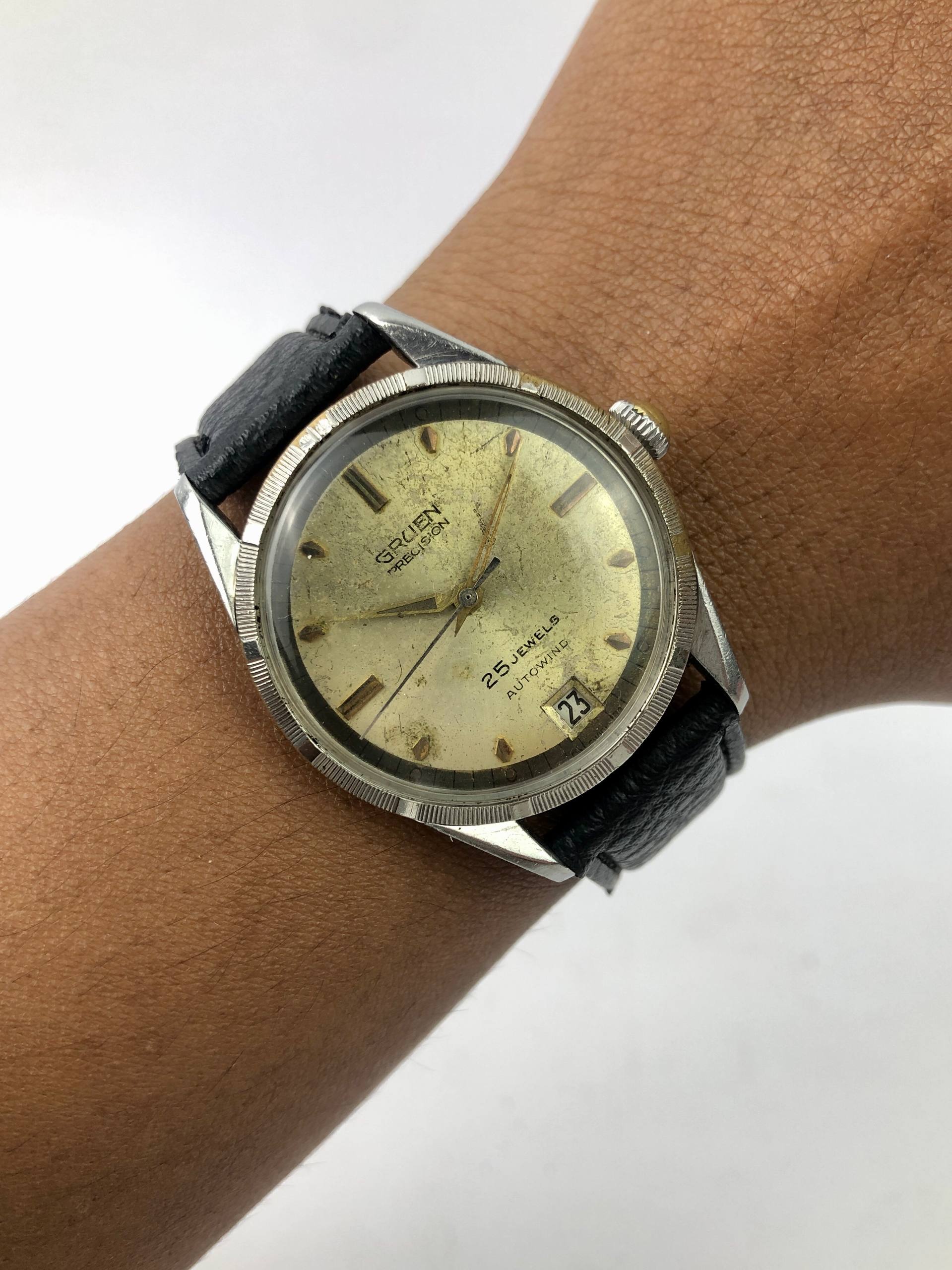 SWISSMADE GRUEN WATCH CO AUTOMATIC