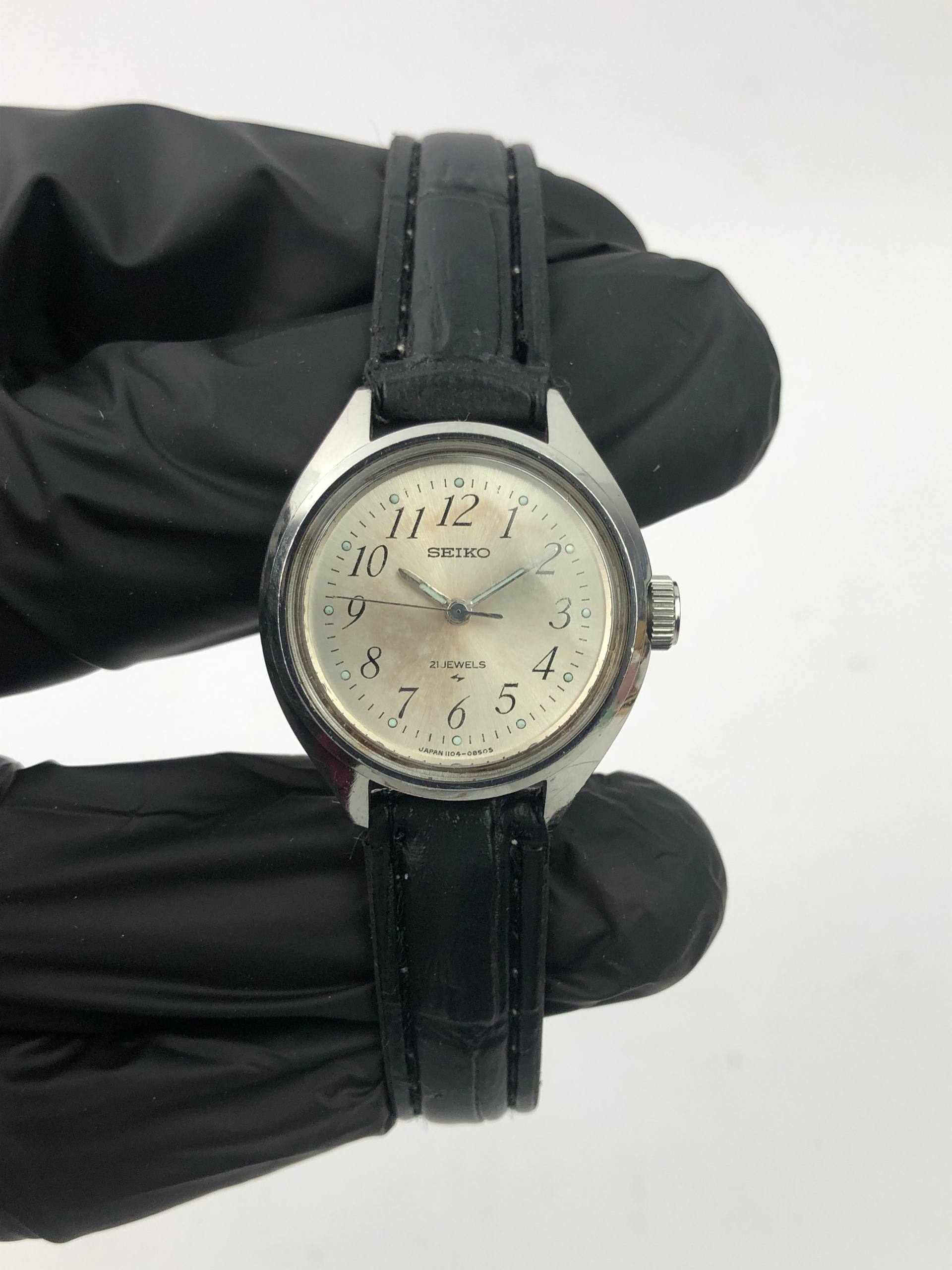 SEIKO VINTAGE MANUAL 17 JEWELS - Gambar 2