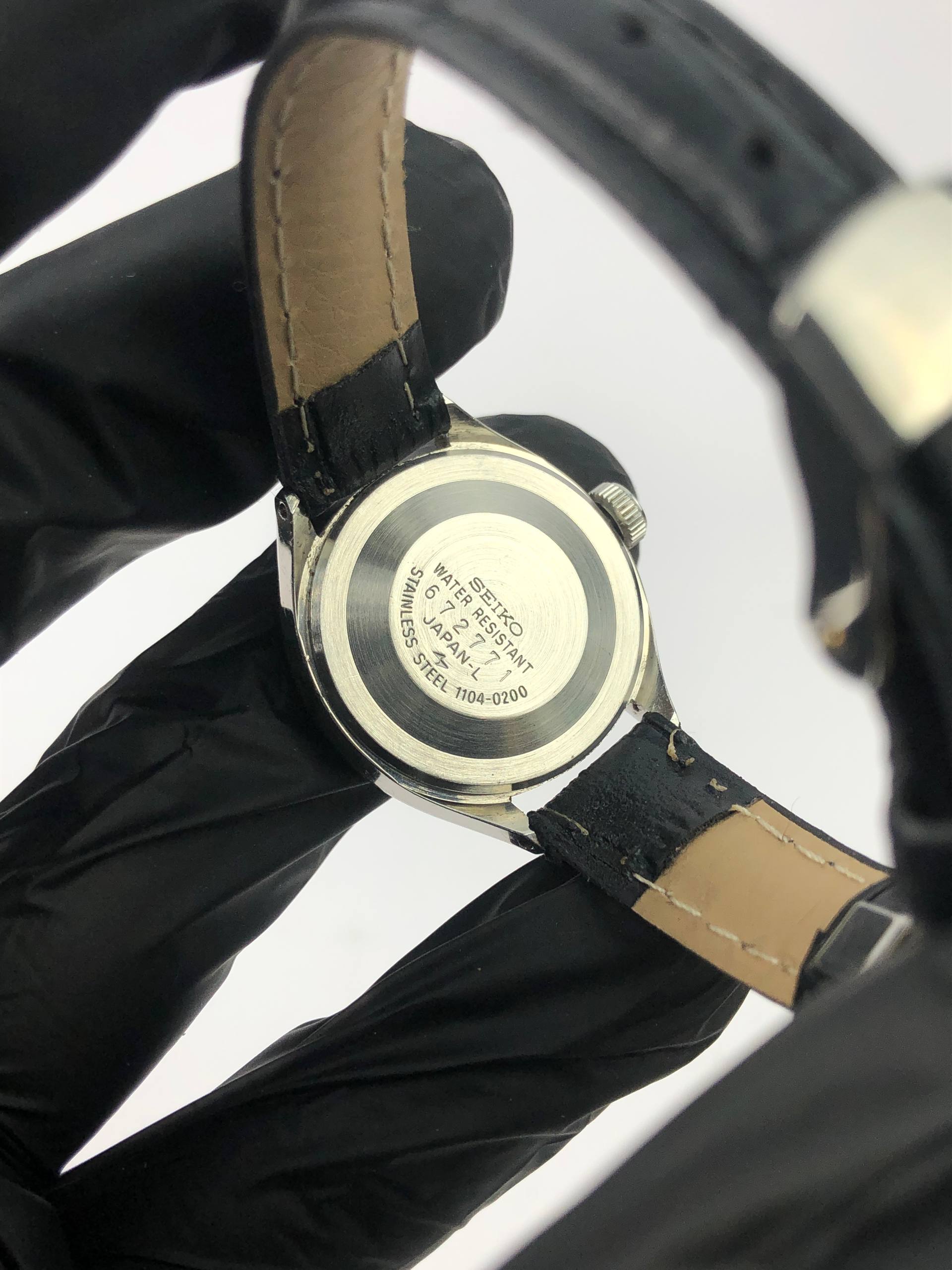 SEIKO VINTAGE MANUAL 17 JEWELS - Gambar 7