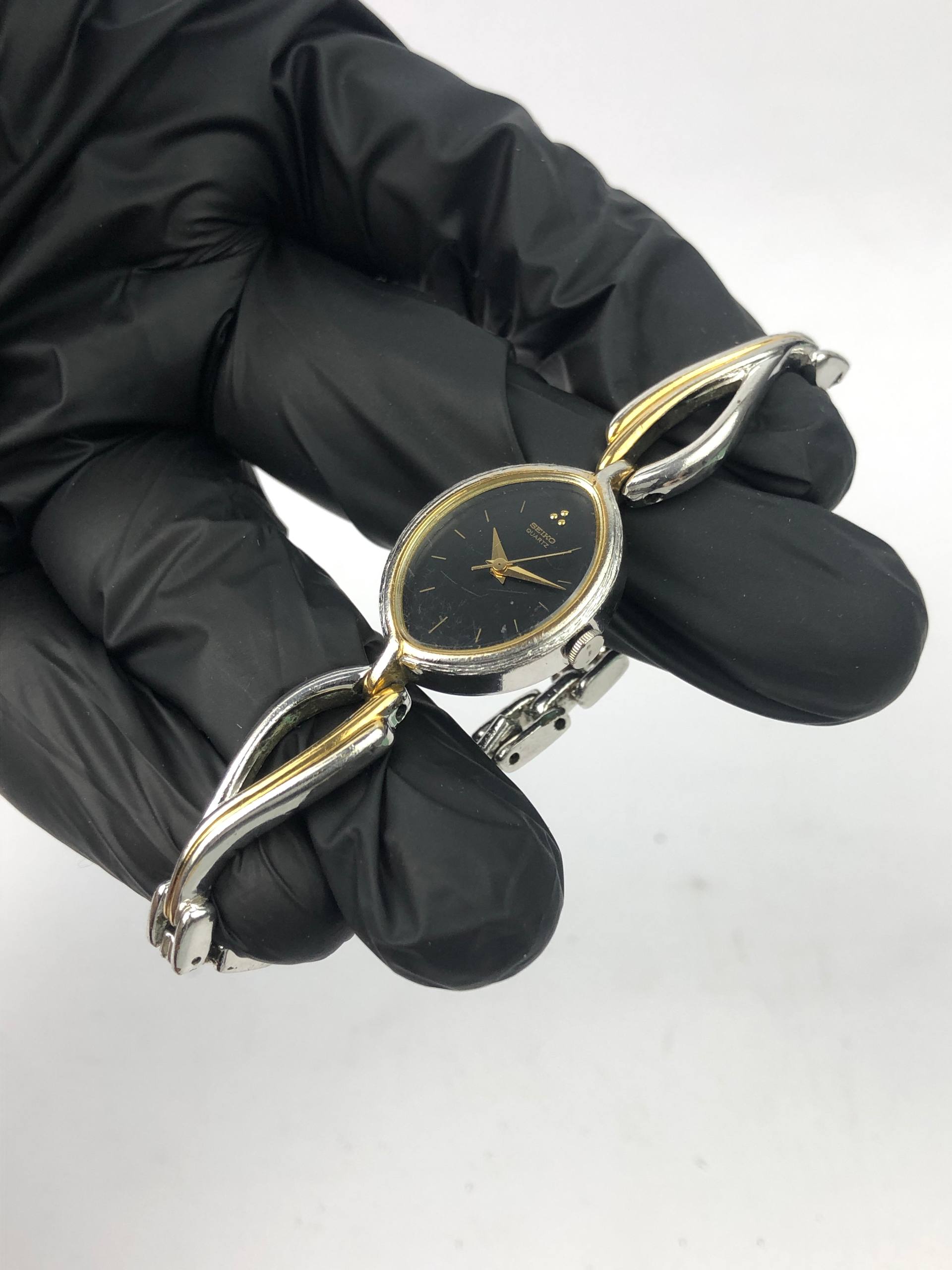 SEIKO BANGLE QUARTZ TWOTONE - Gambar 3