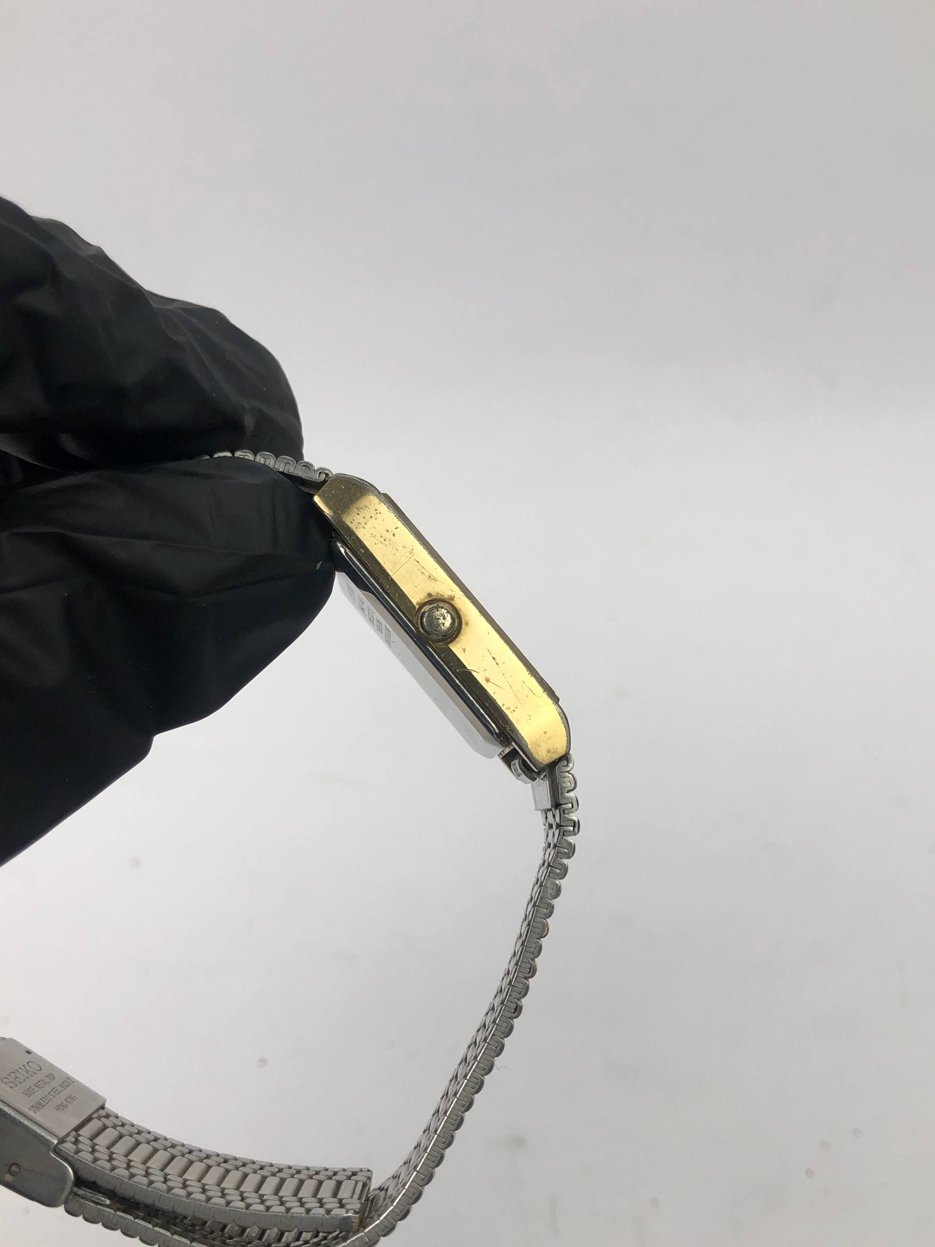 SEIKO QUARTZ TANK ALL ORIGINAL - Gambar 5