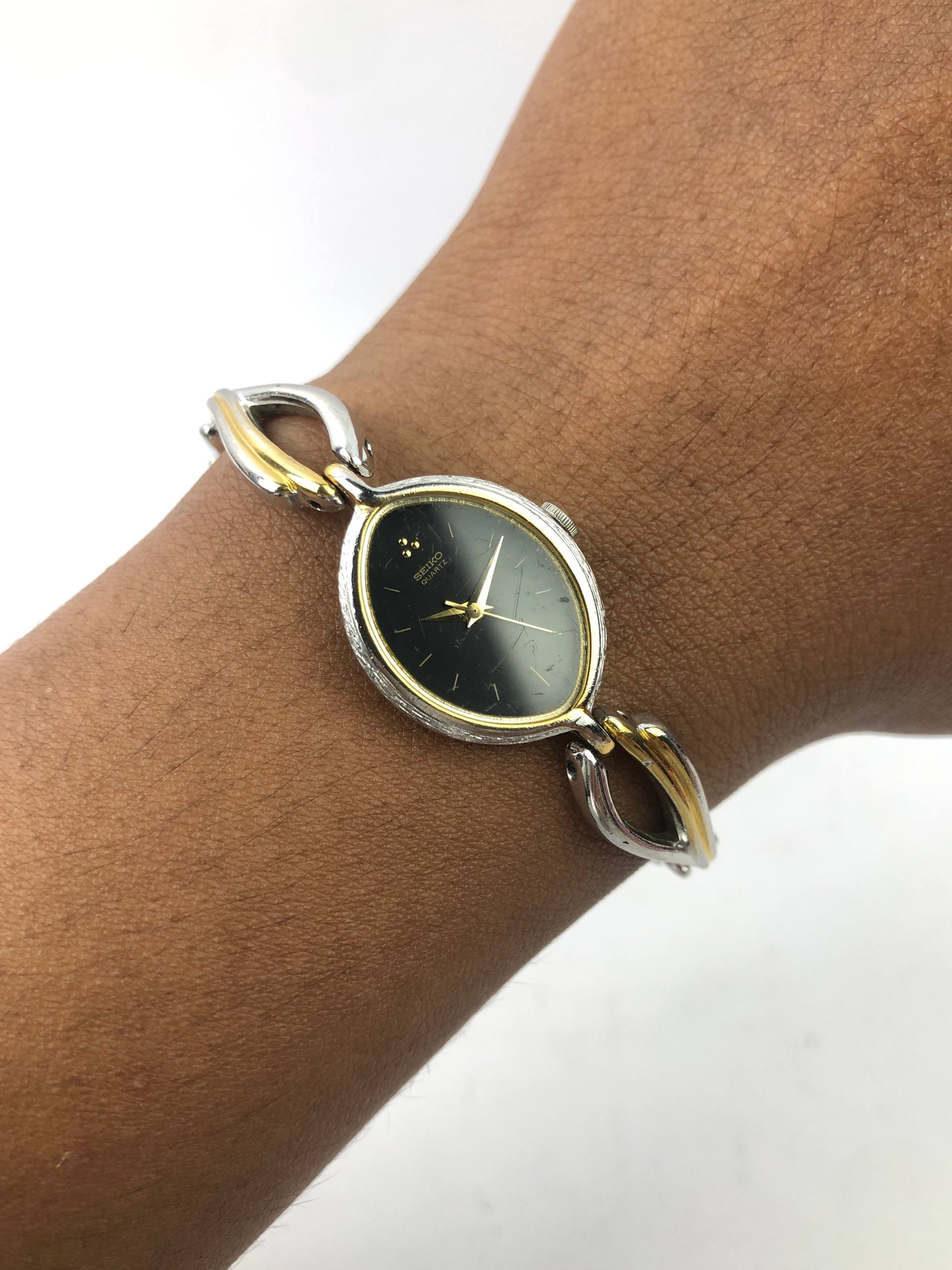 SEIKO BANGLE QUARTZ TWOTONE
