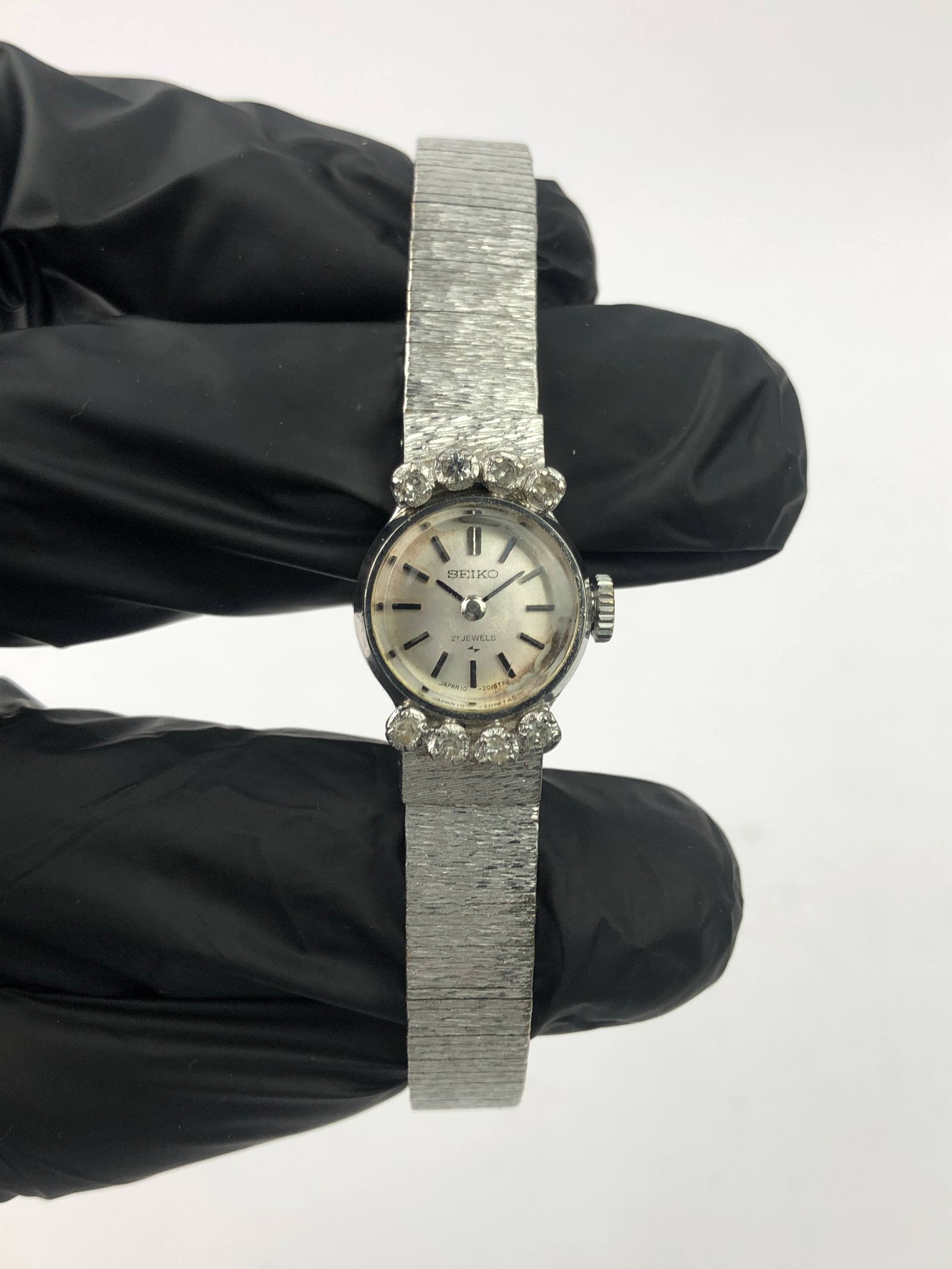 SEIKO LADIES VINTAGE WITH DIAMOND BEZEL - Gambar 2
