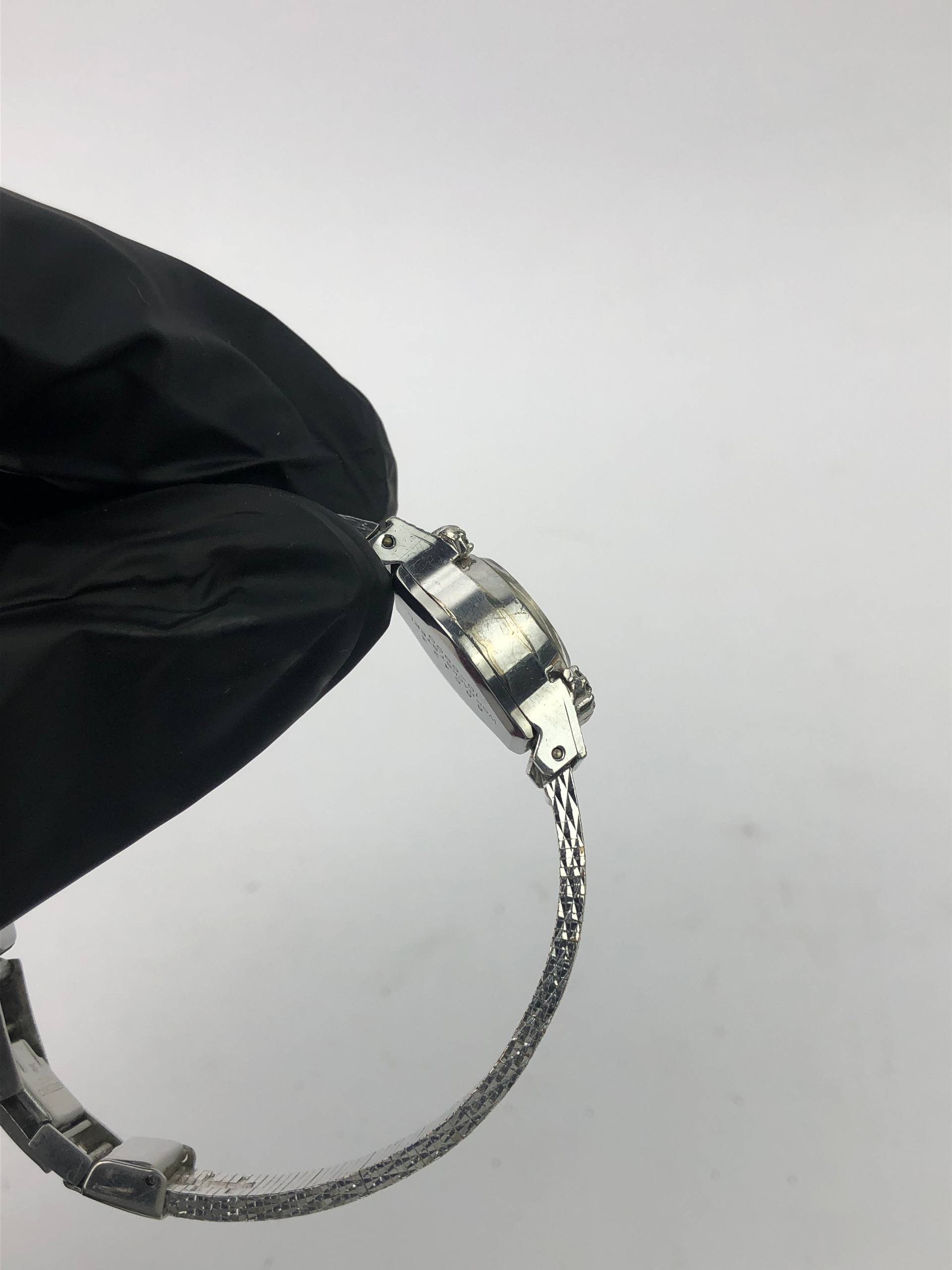 SEIKO LADIES VINTAGE WITH DIAMOND BEZEL - Gambar 5