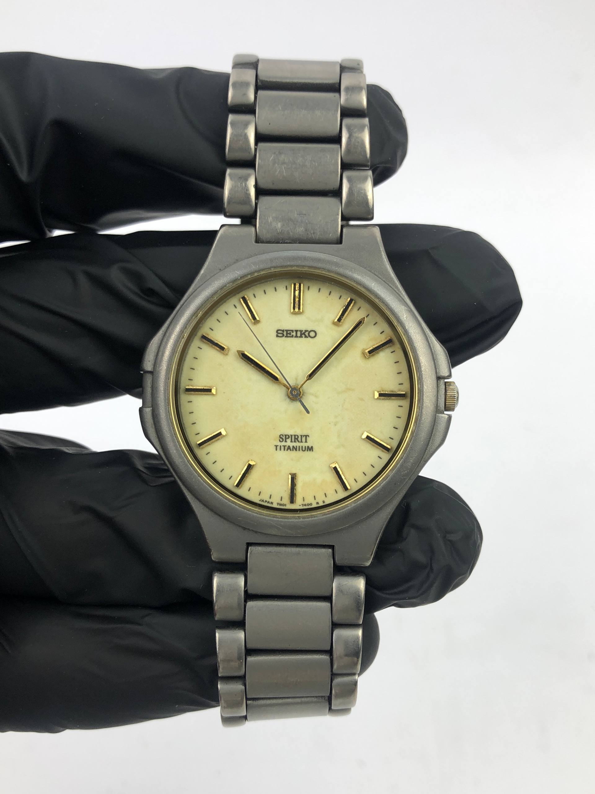 FULL LUME DIAL SEIKO SPIRIT TITANIUM - Gambar 2