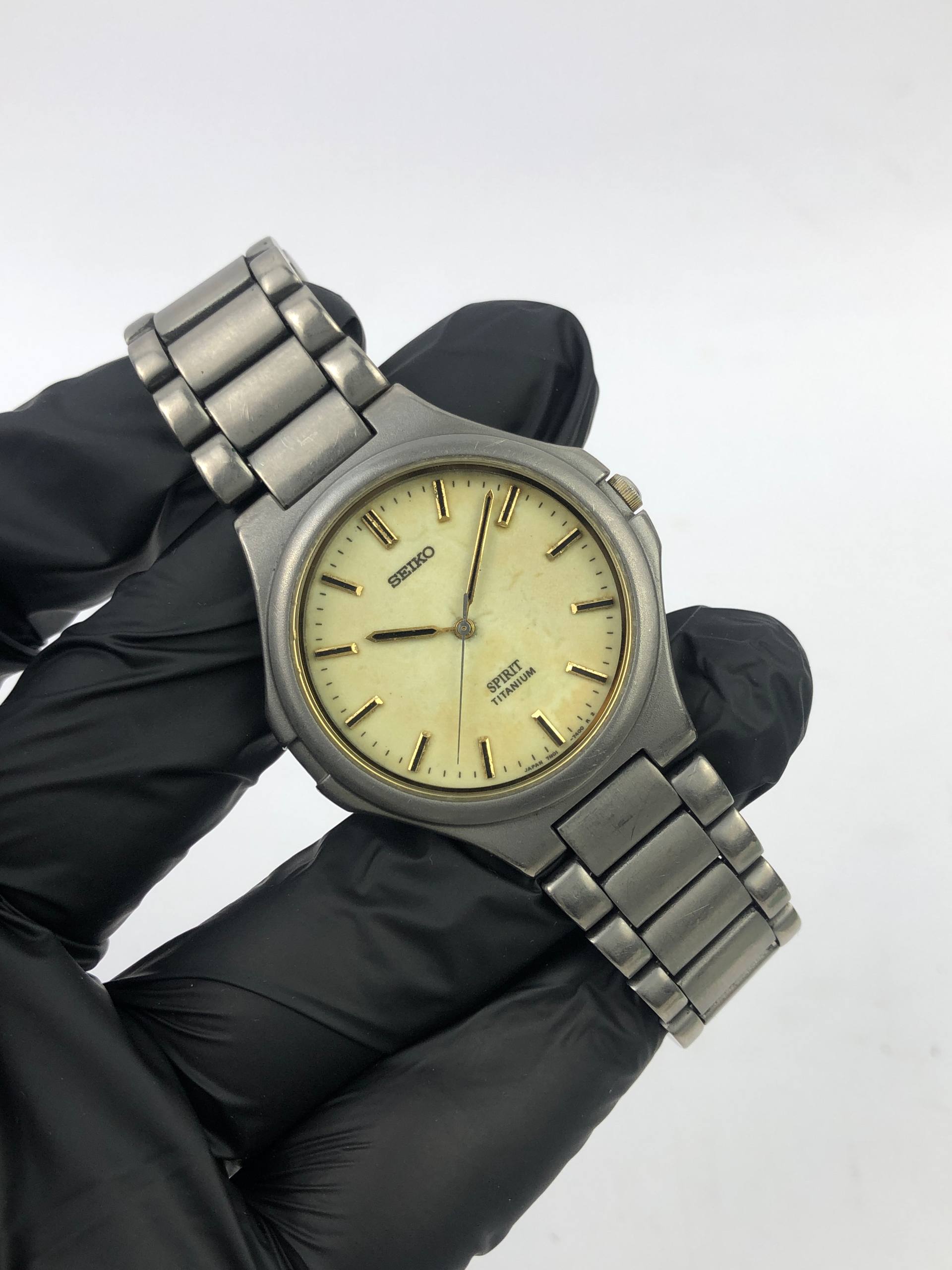 FULL LUME DIAL SEIKO SPIRIT TITANIUM - Gambar 3