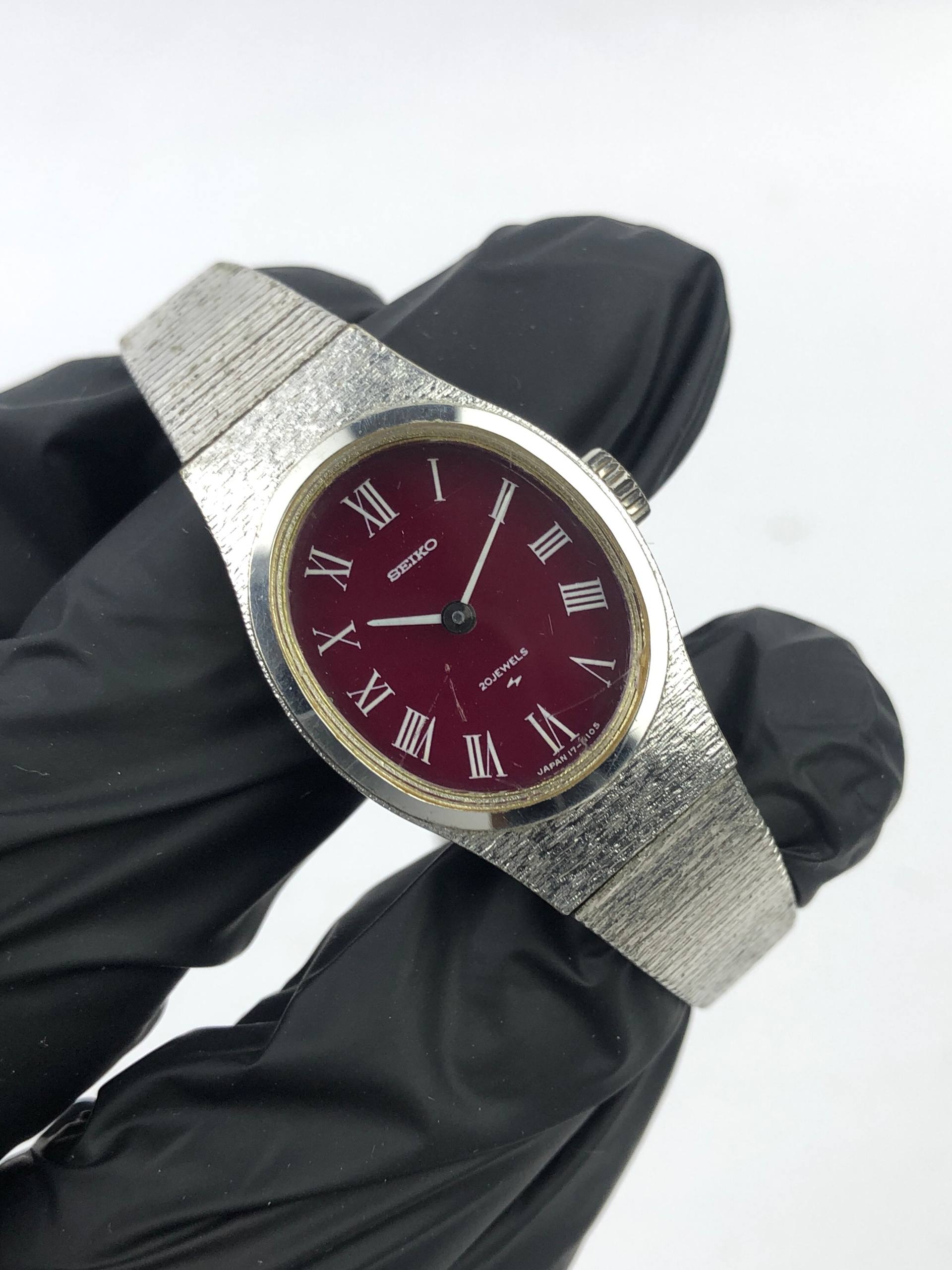 BEAUTIFUL MAROON SEIKO KLASIK ROMAN ALL ORIGINAL - Gambar 4