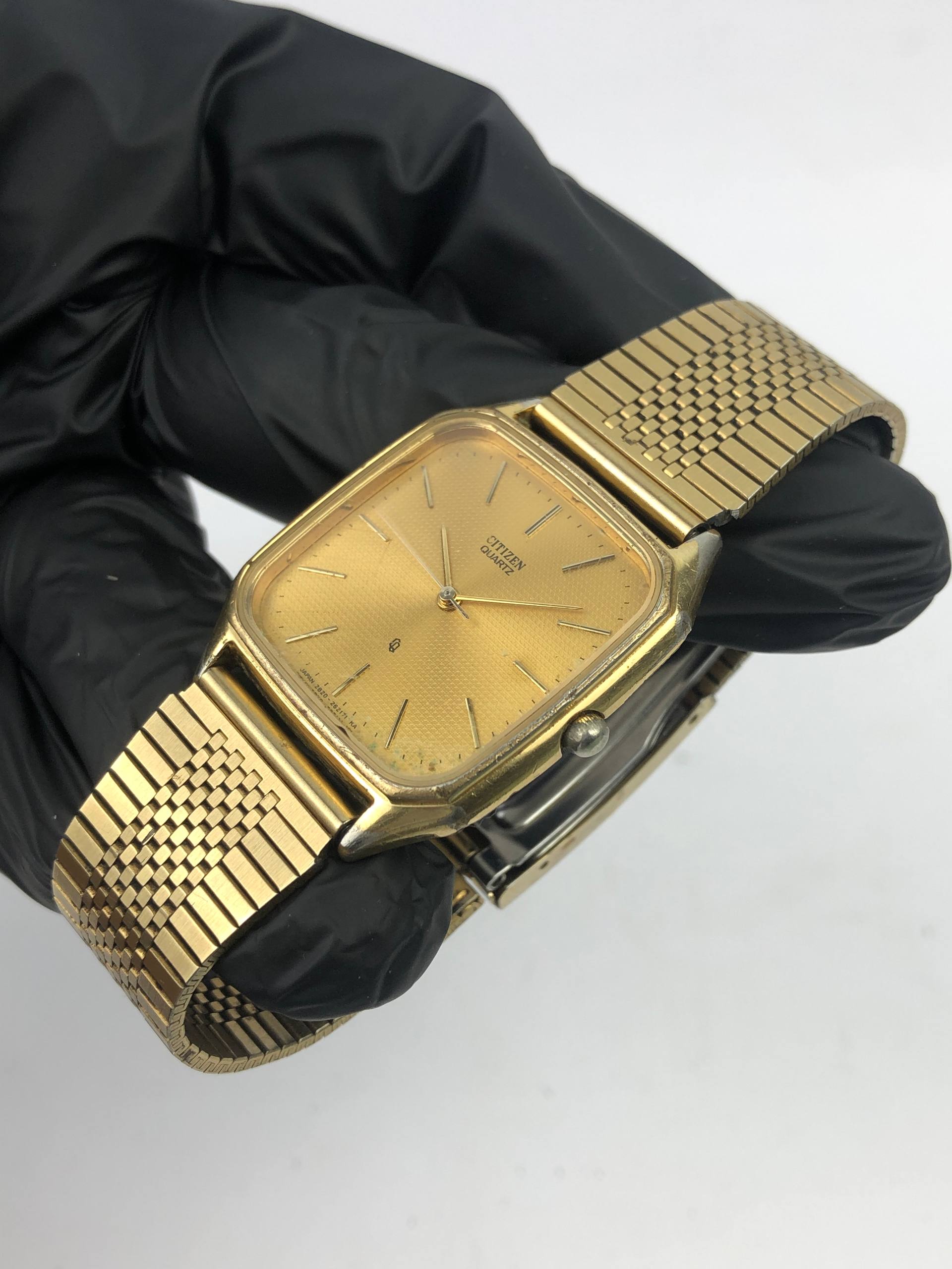 CITIZEN CQ OCTAGON TEXTURE DIAL - Gambar 3