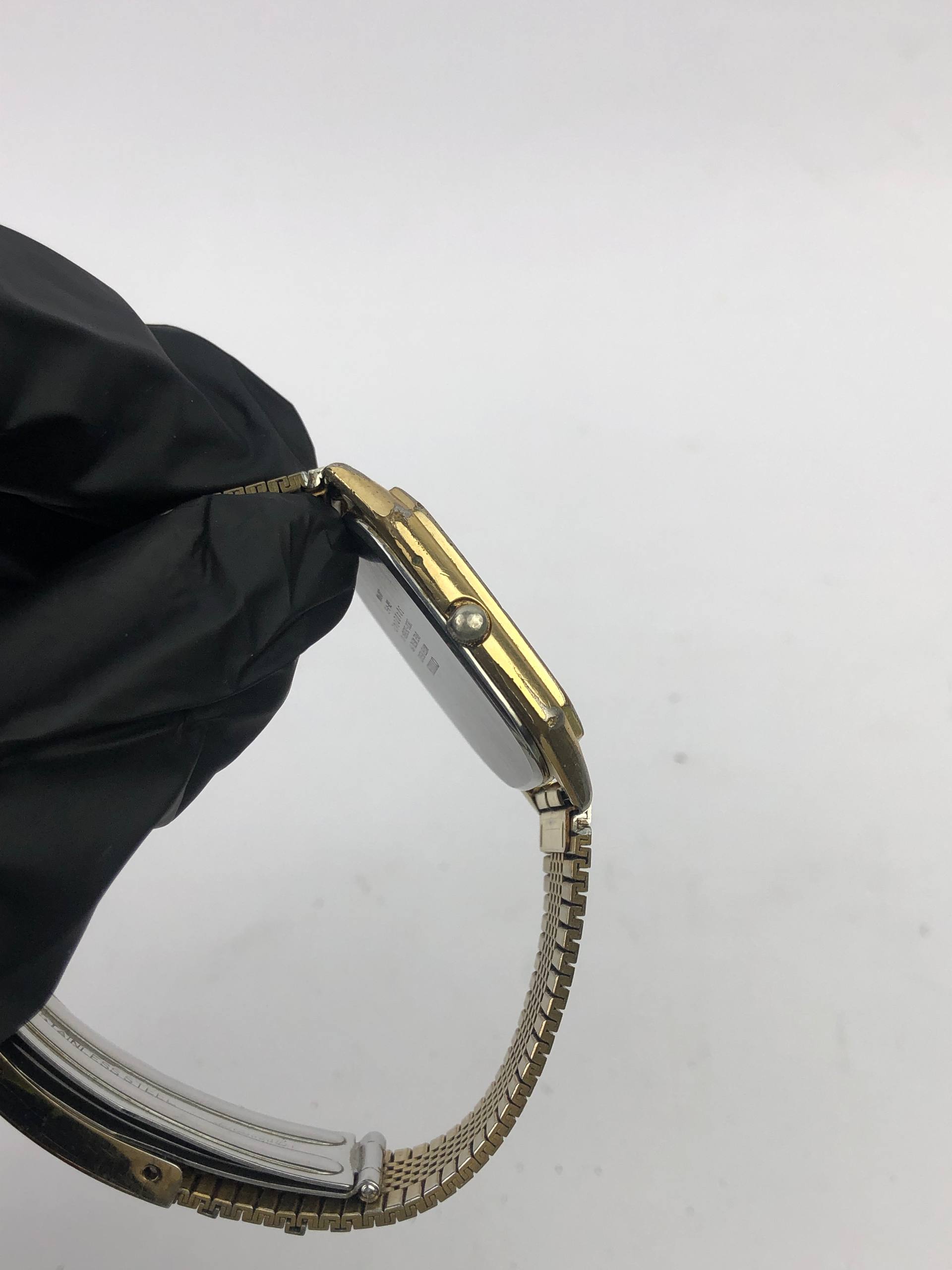 CITIZEN CQ OCTAGON TEXTURE DIAL - Gambar 5